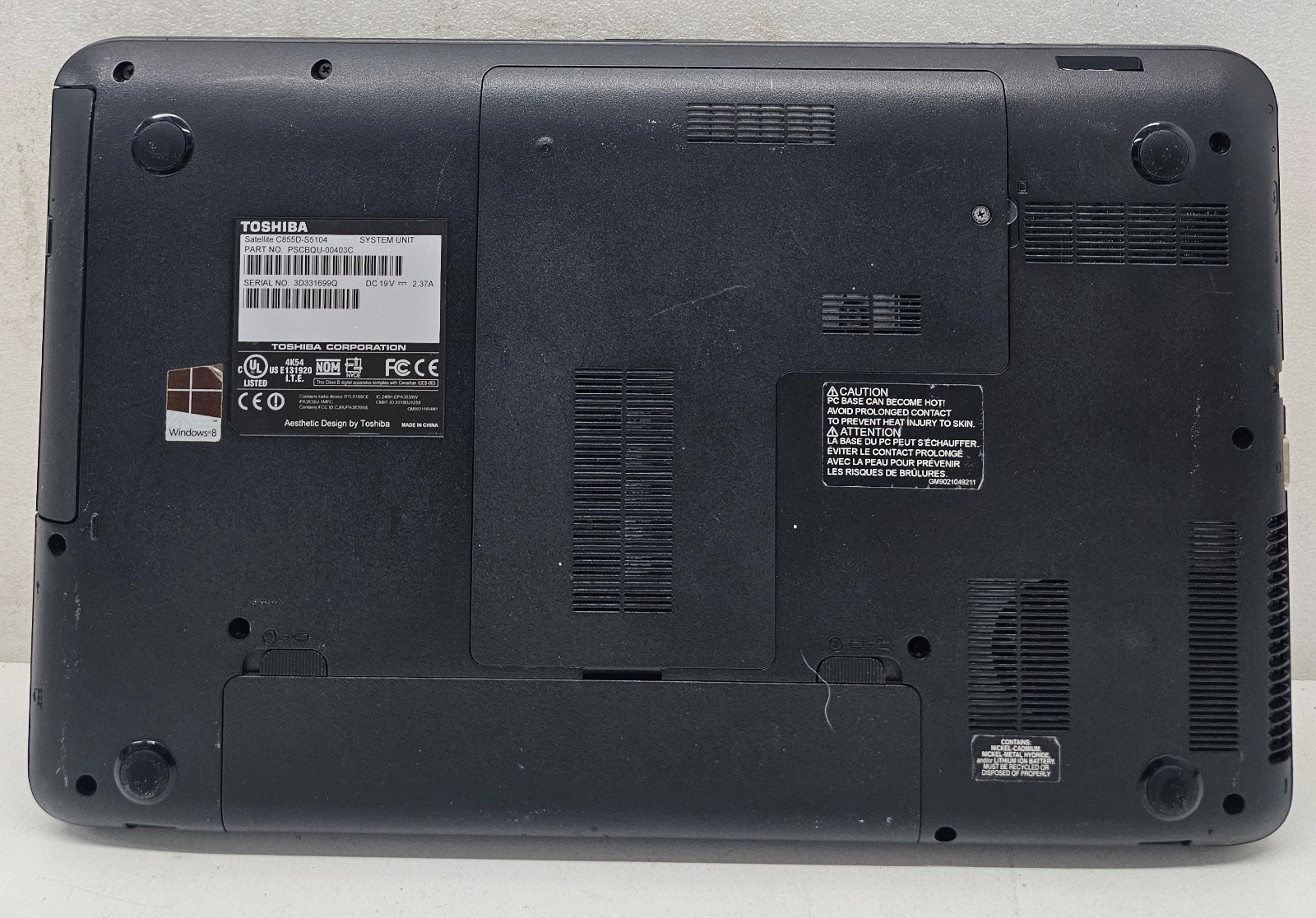 Toshiba Satellite C855D-S5104 15.6″ Laptop AMD E-300 4GB Ram 500GB NO OS (FL)