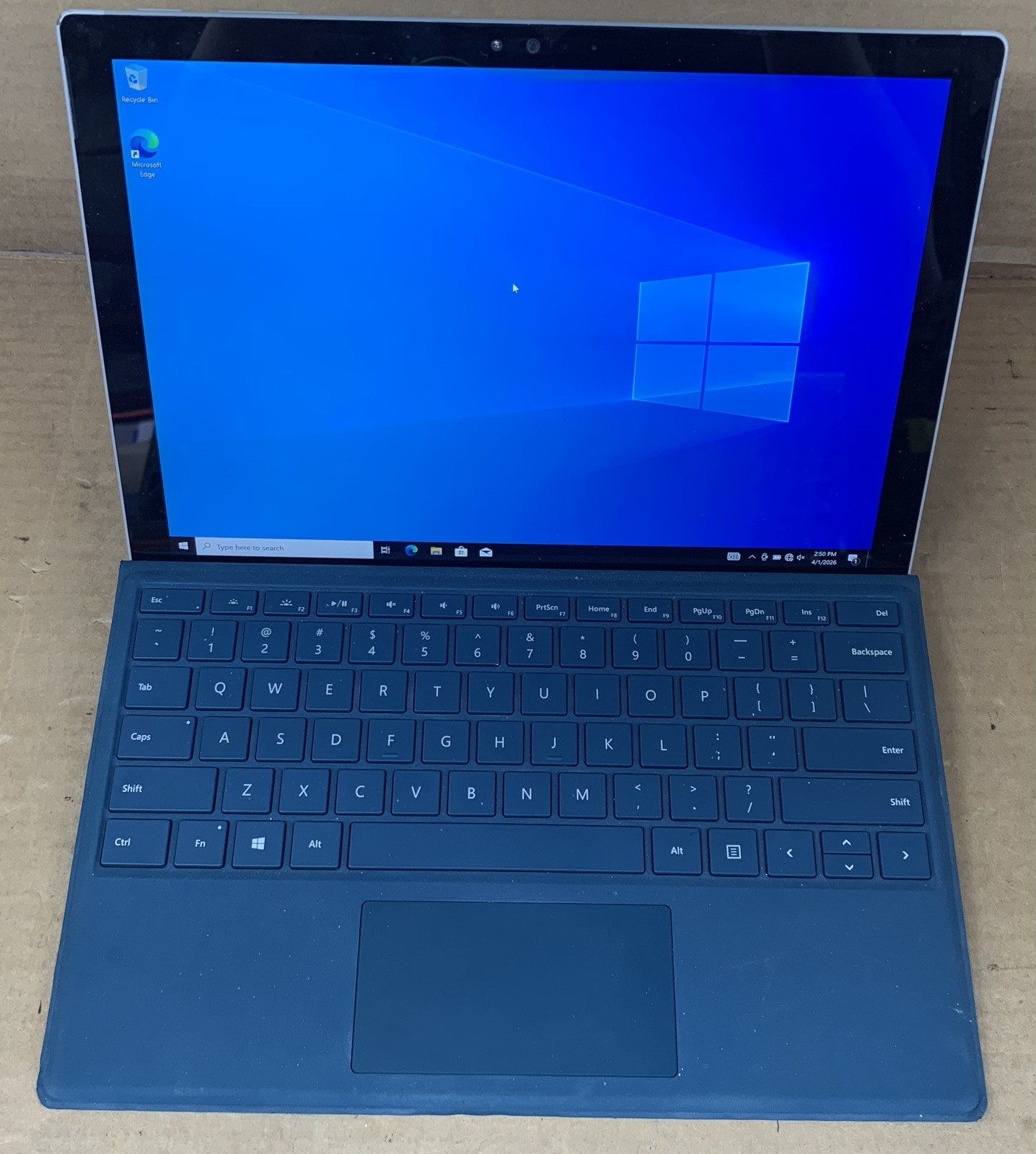 Microsoft Surface Pro 4 1724 Intel Core i5-6300U 8GB DDR4 RAM 256GB SSD *READ*
