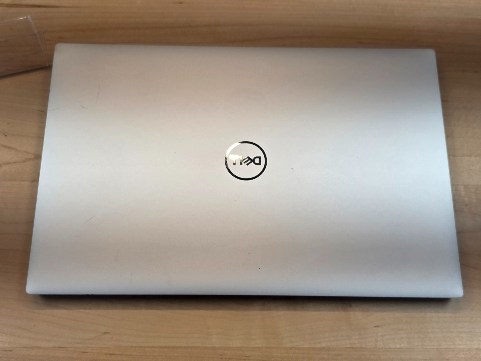 15″ Dell XPS 15 9520 – i7, 32GB, 1TB NVMe M.2 SSD | W11 & 3050 Laptop GPU!!