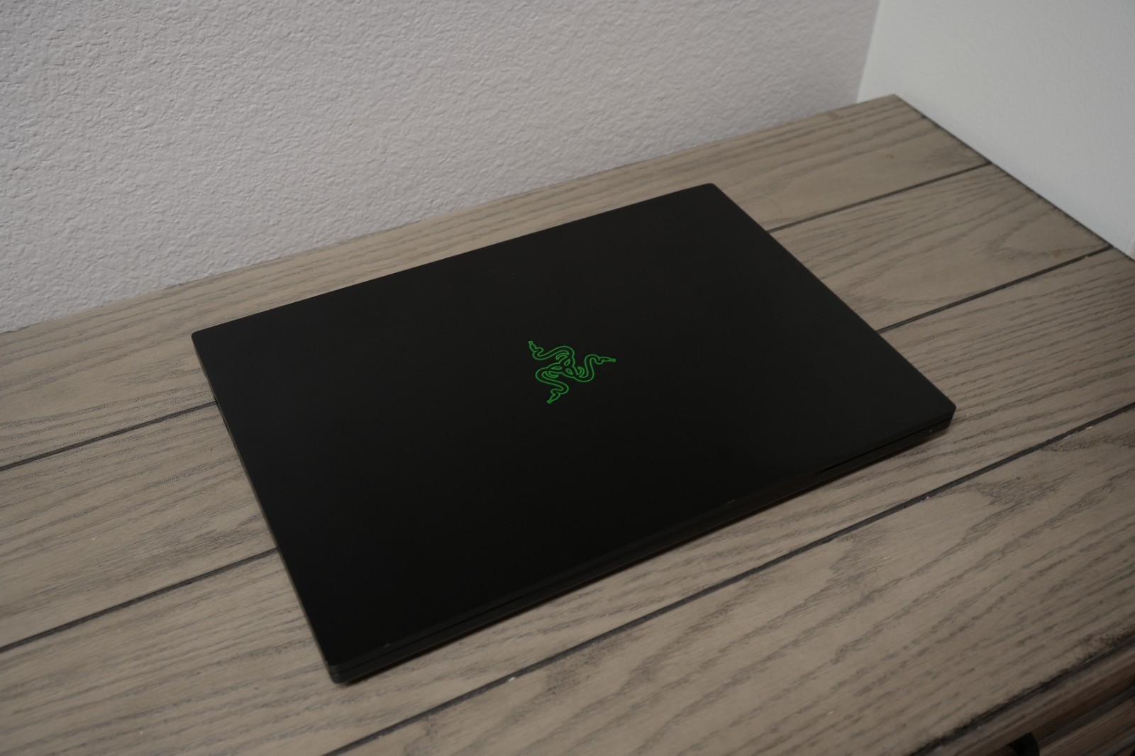 Razer Blade 16 240Hz GeForce RTX 4080, i9 13950HX 5.5GHz, 32GB DDR5 5500Mhz