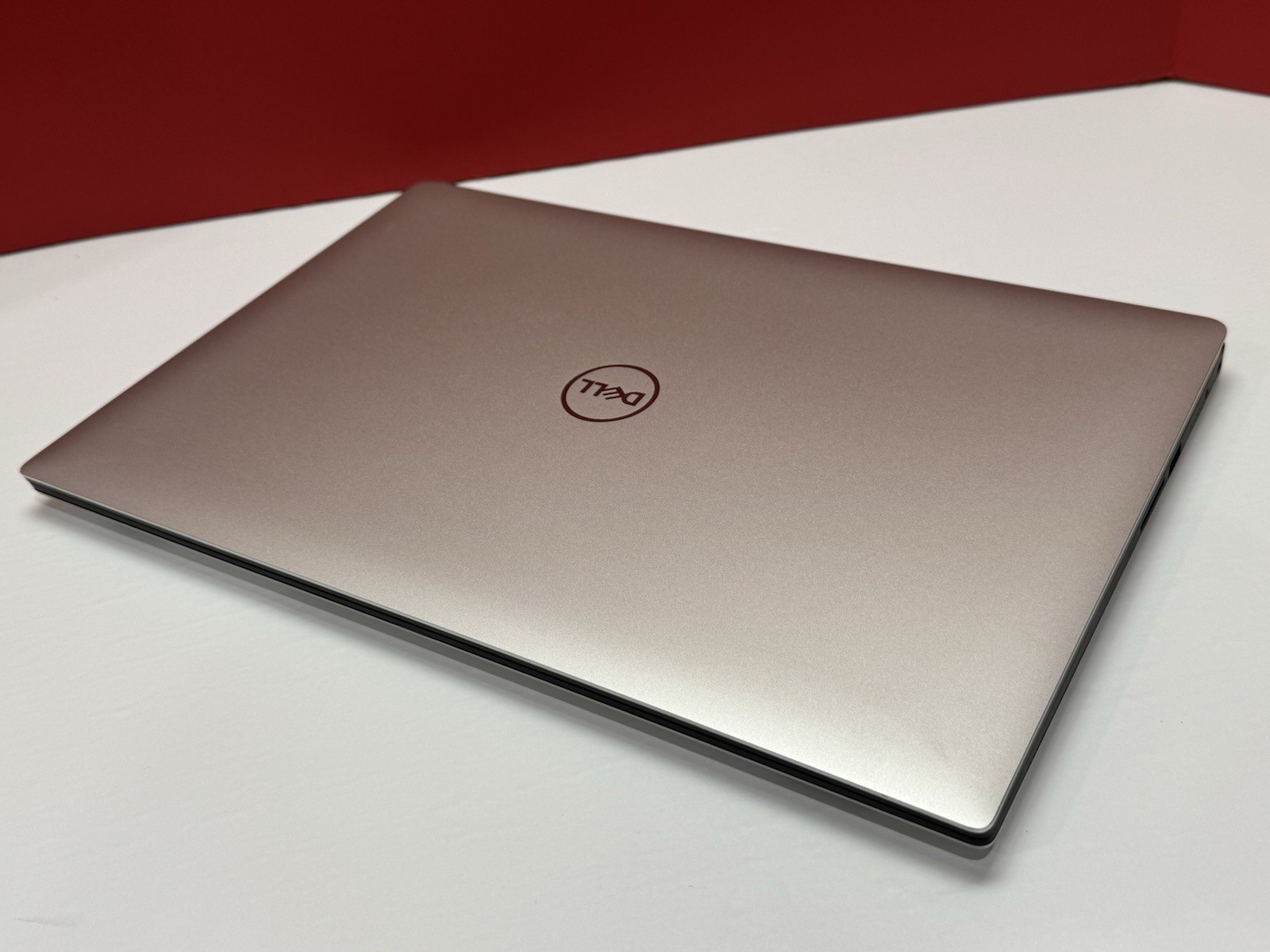 Dell Precision 5530 15.6″ FHD i7-8850H 2.6Ghz 16GB RAM 1TB GB SSD P1000 Silver