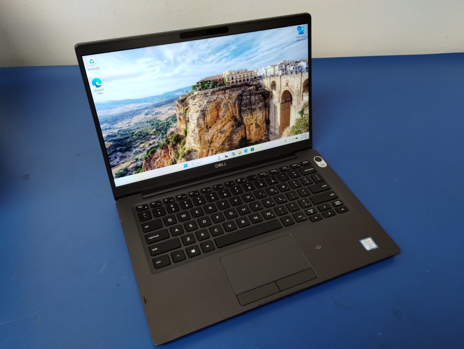 DELL LATITUDE 7400, Intel Core i7-8665U, 1.90 GHz, 20 GB RAM, 256 GB M.2