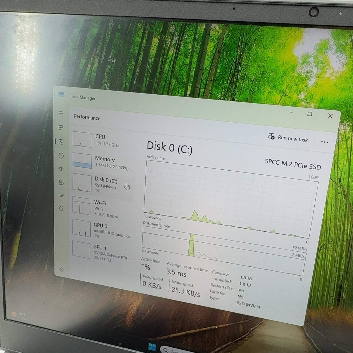 HP Omen 17-CK2095 17.3″ i9-13950HX 2.2GHz 32GB RAM 2TB SSD GeForce RTX 4080