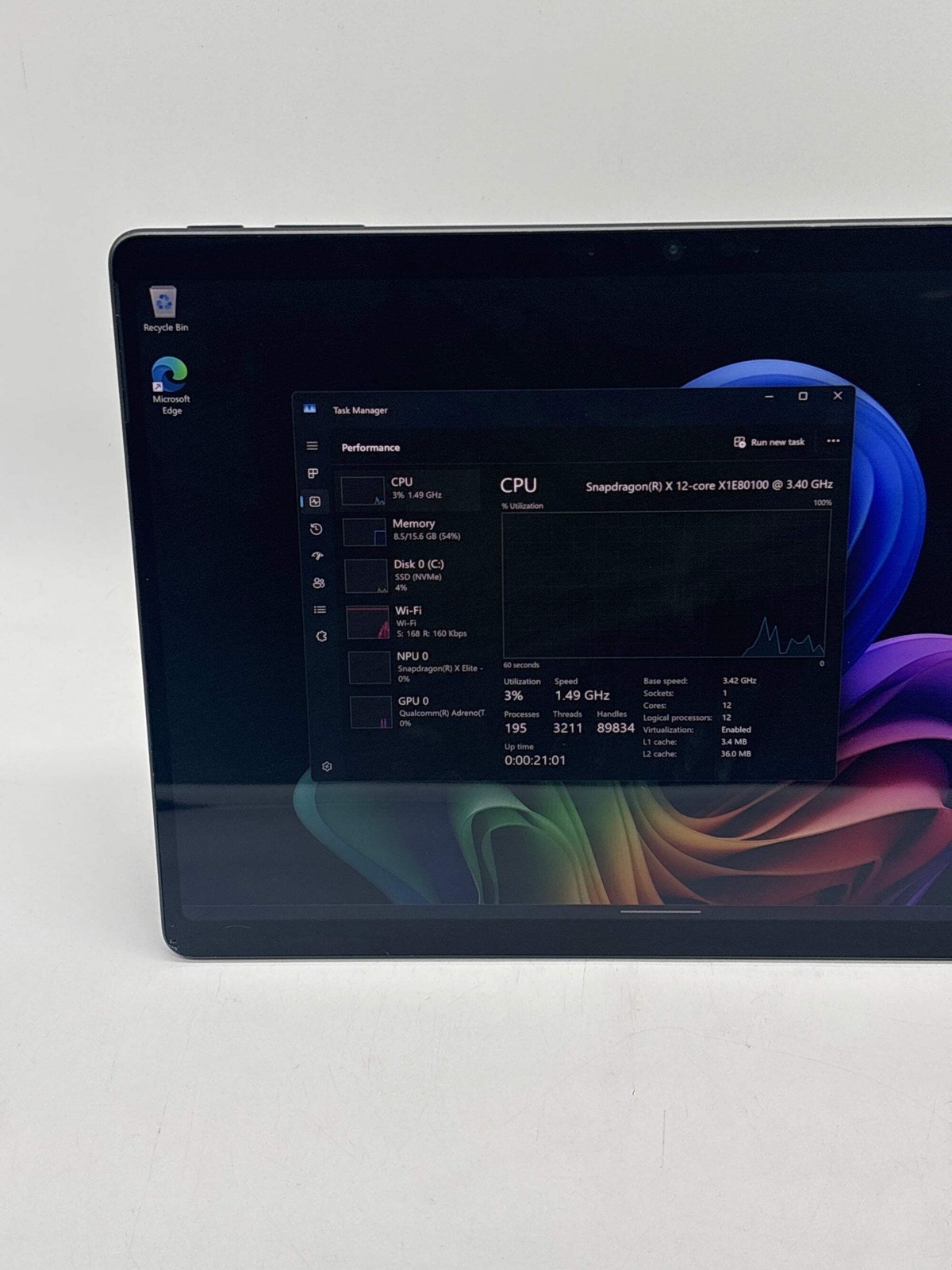 Microsoft 11th Edition 2076 Snapdragon X12 Core 16GB RAM 512GB SSD – Cracked Scr