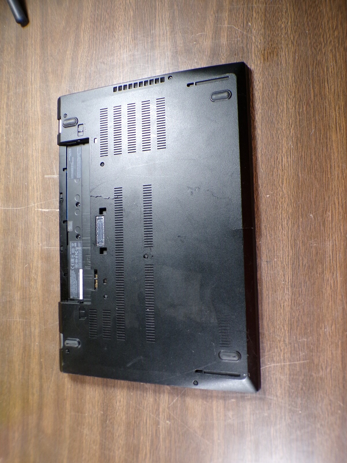 THINKPAD LENOVO T570 15 4GB RAM **POWER ON NO IMAGE **NO HD/ NO CADDIE/ NO OS