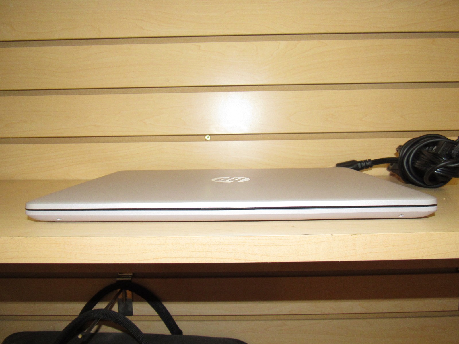 HP Laptop 14-DQ3240NR 14″