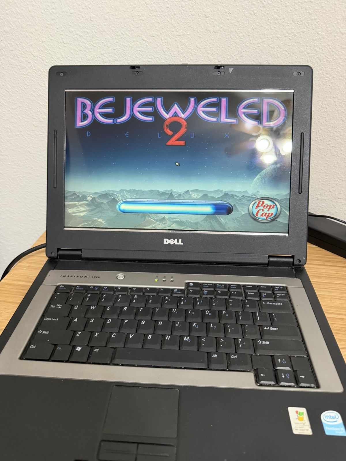 Dell Inspiron 1300 14.1″ Laptop Pentium M 1.8Ghz 1GB 300GB Windows XP Pro VTG