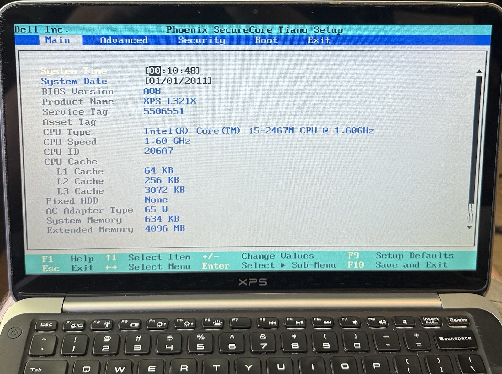Dell XPS L321X 13.3” Intel i5-2467M 4GB RAM READ