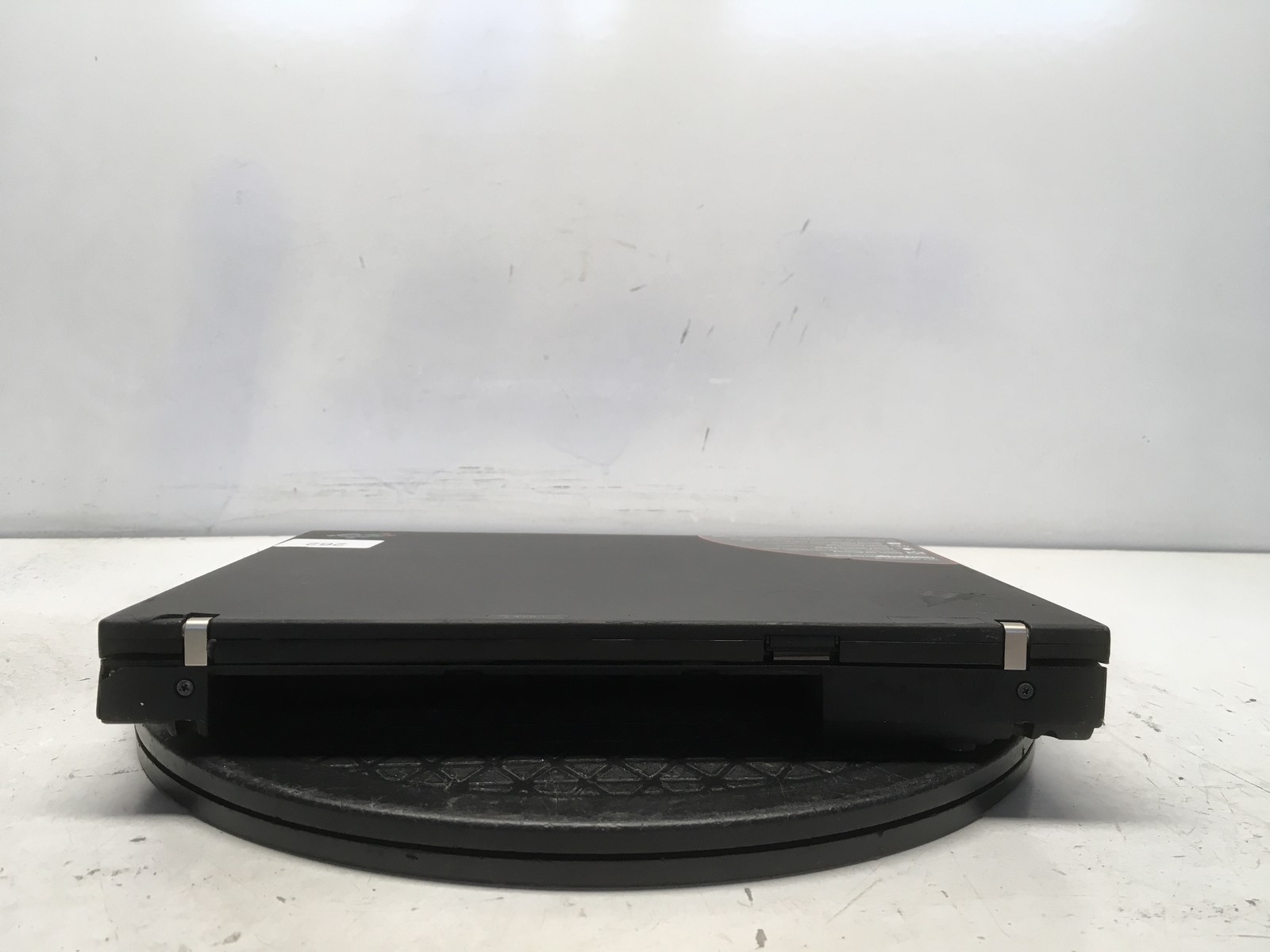 IBM ThinkPad X60 Intel T2300 1.66GHz 512 MB NO HDD NO BATT
