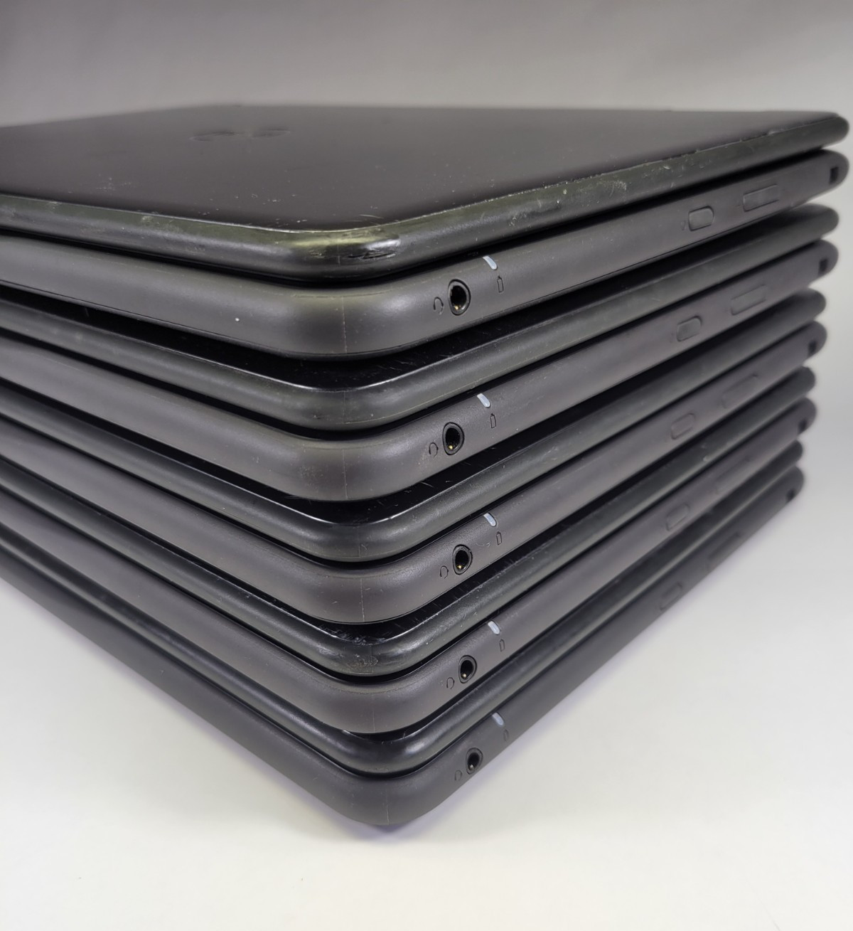 *NICE* Dell Latitude 3190 2-in-1 Touch Intel N5030 1.1GHz 8GB 128GB SSD Win 11