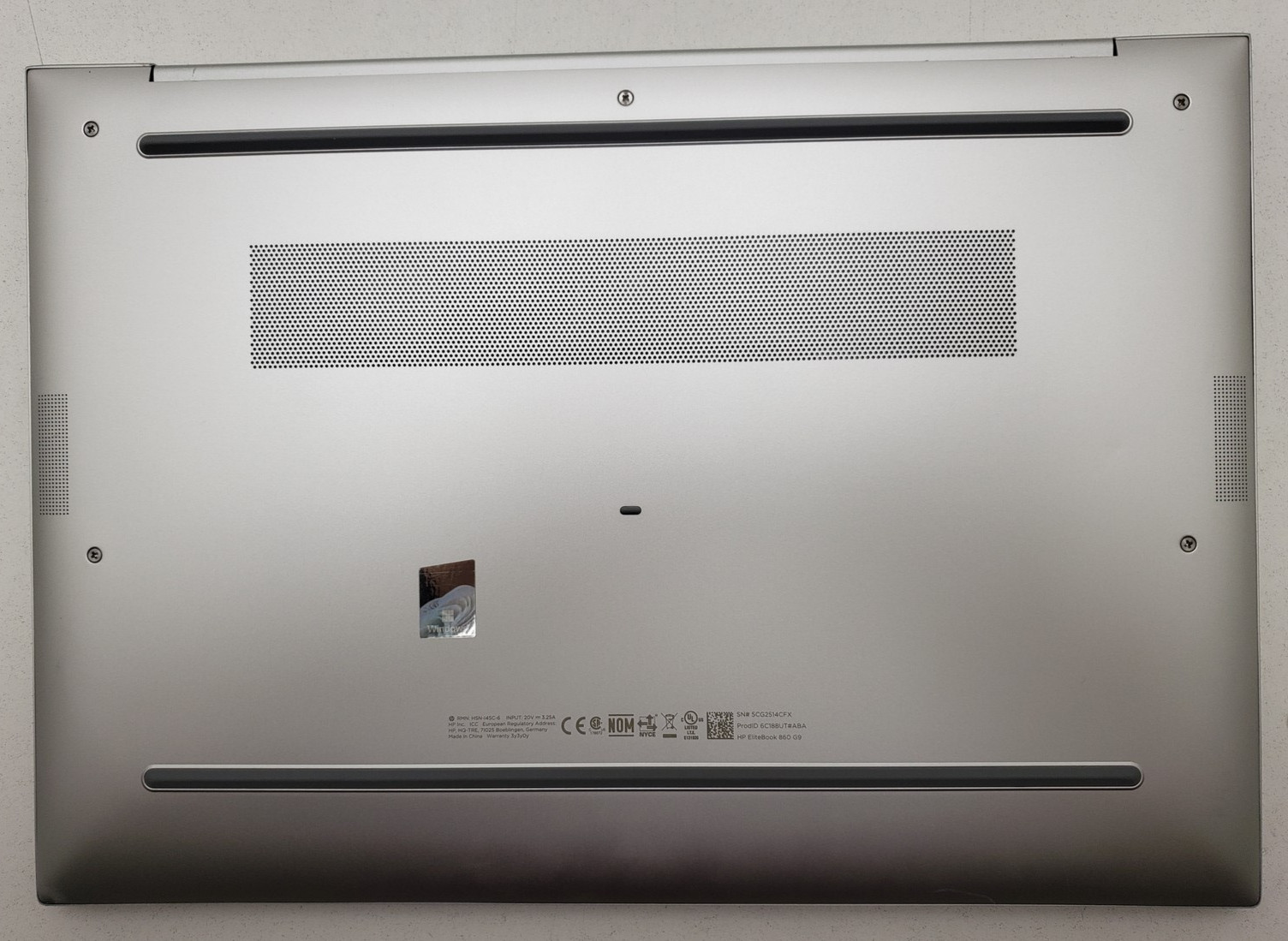 HP EliteBook 860 G9 16″ Intel i5-1235U 16GB RAM 256GB SSD Windows 11 Laptop PC.