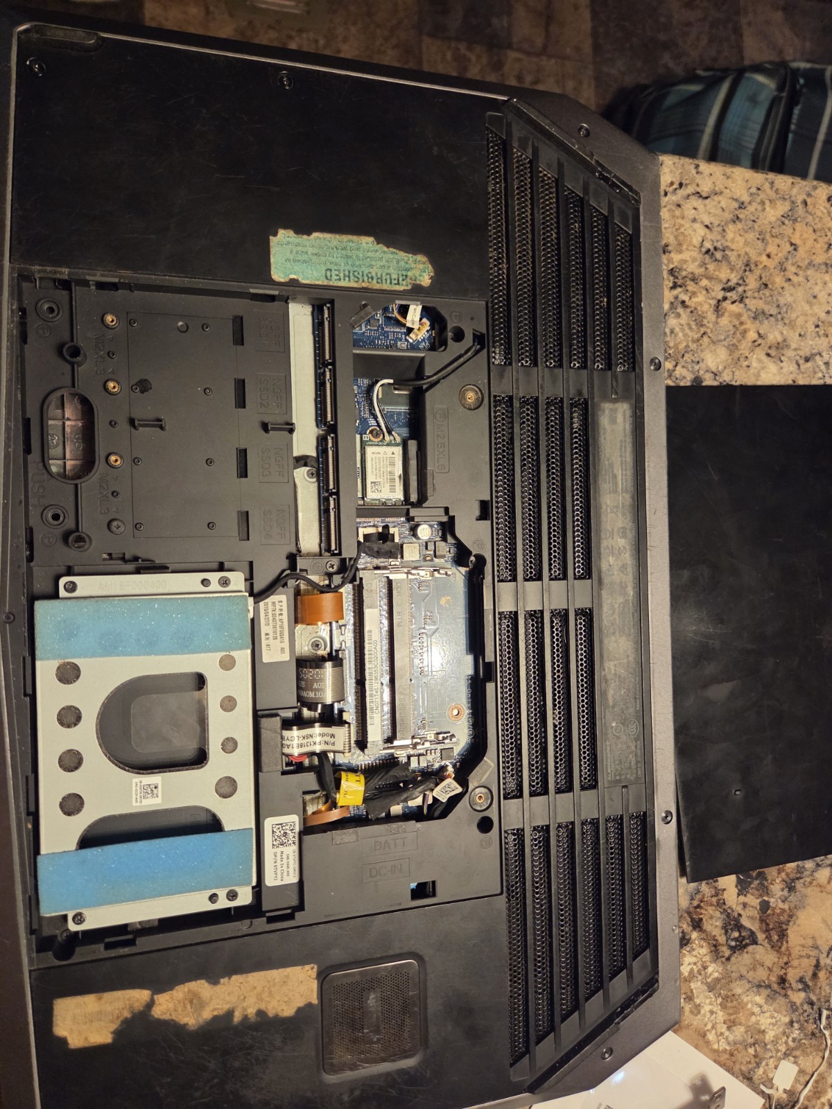 Alienware 17 R2 17.3″ Laptop Intel Core I7 3.7-3.9 Ghz, M980 GPU Parts Only