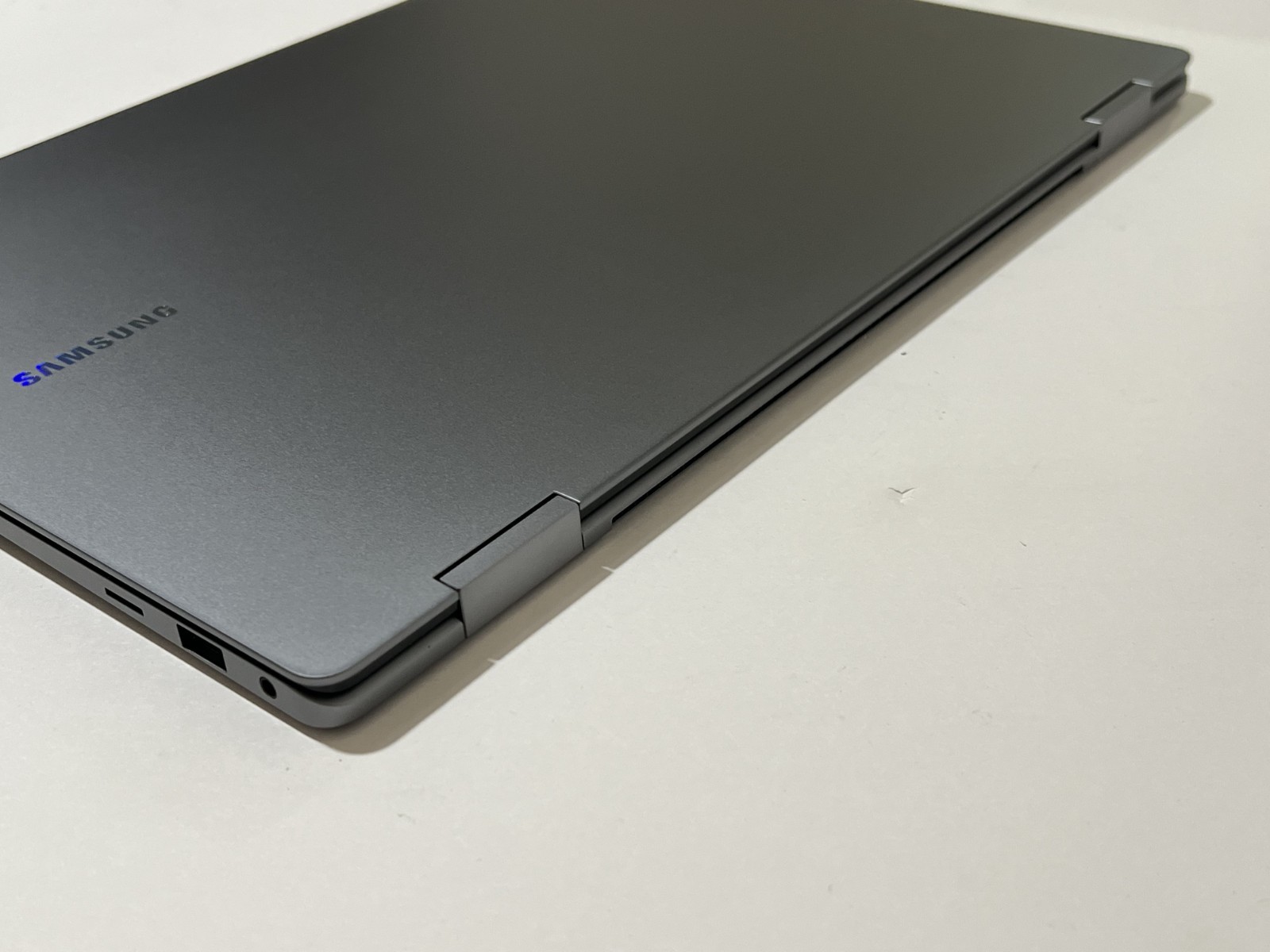 Samsung Galaxy Book5 Pro 360 16″ AMOLED Touch Ultra 7 256V 16GB 1TB W11H