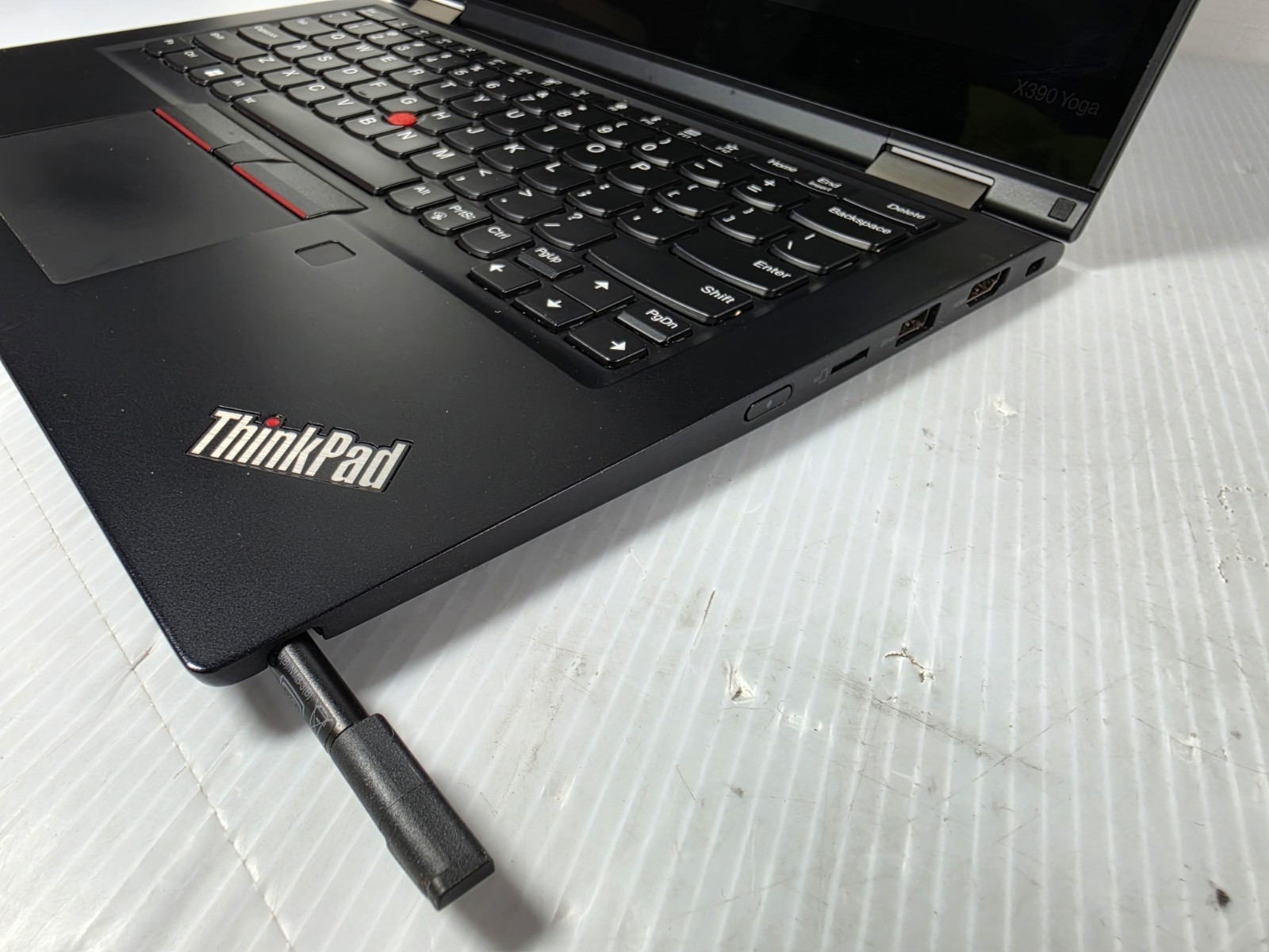 Lenovo ThinkPad X390 Yoga TOUCHSCREEN 2-in-1 Core i5-8265U 16GB 256GB SSD