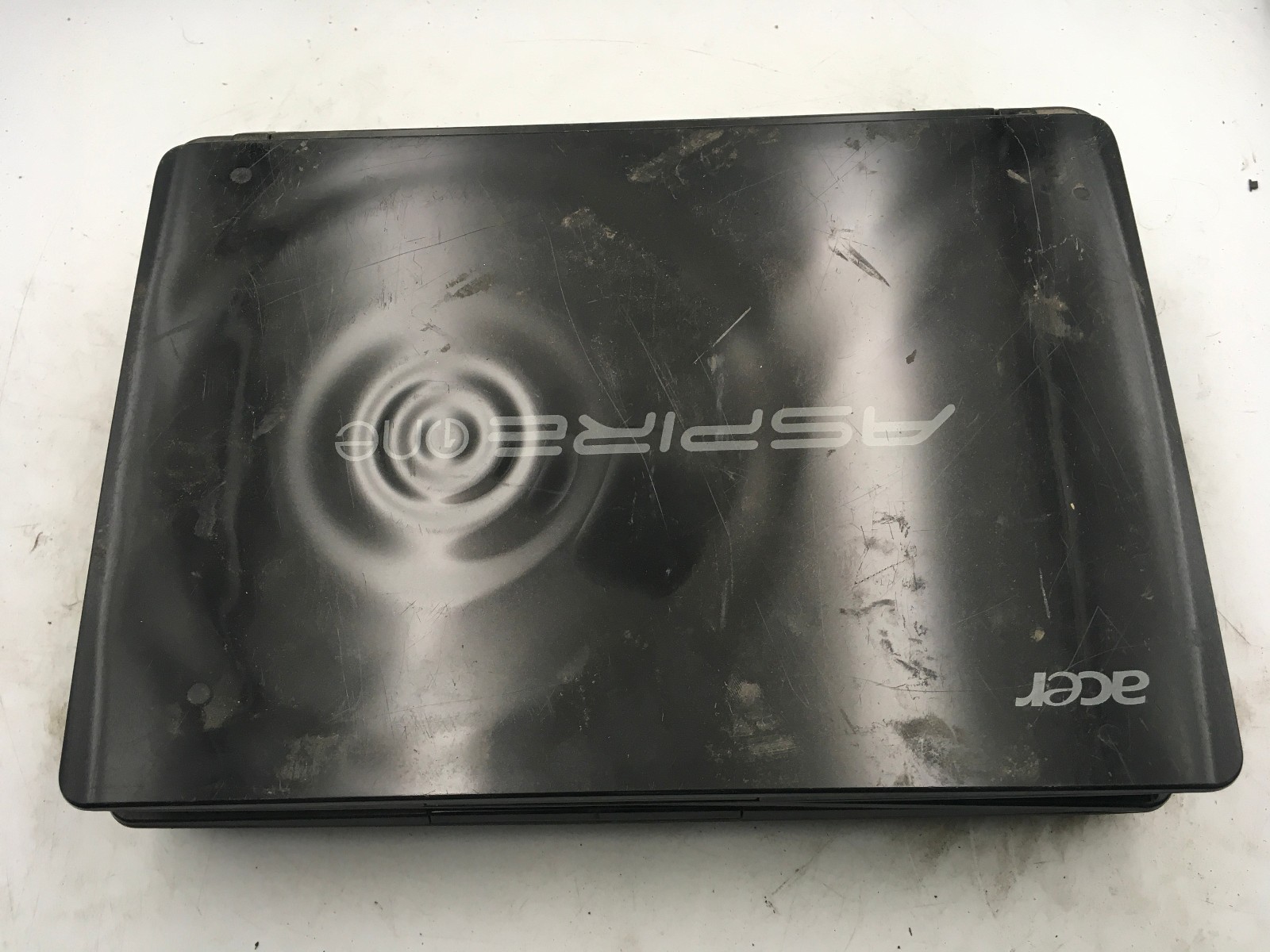 ACER ASPIRE ONE 722 – LOT OF 3 – BOOTS TO BIOS – AMD C60 – NO RAM -READ DESC- BB