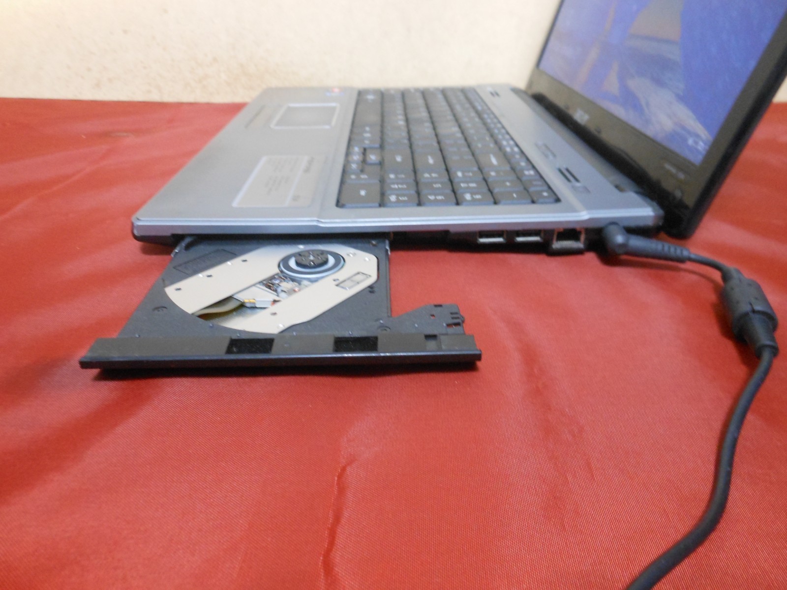 ACER LAPTOP 5534 AMD ATHLON X2 DUAL CORE PROCESSOR
