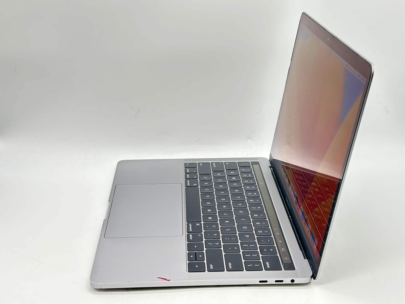 2017 Apple Macbook Pro 13″ 3.1Ghz Intel Core i5 8GB RAM 256GB SSD