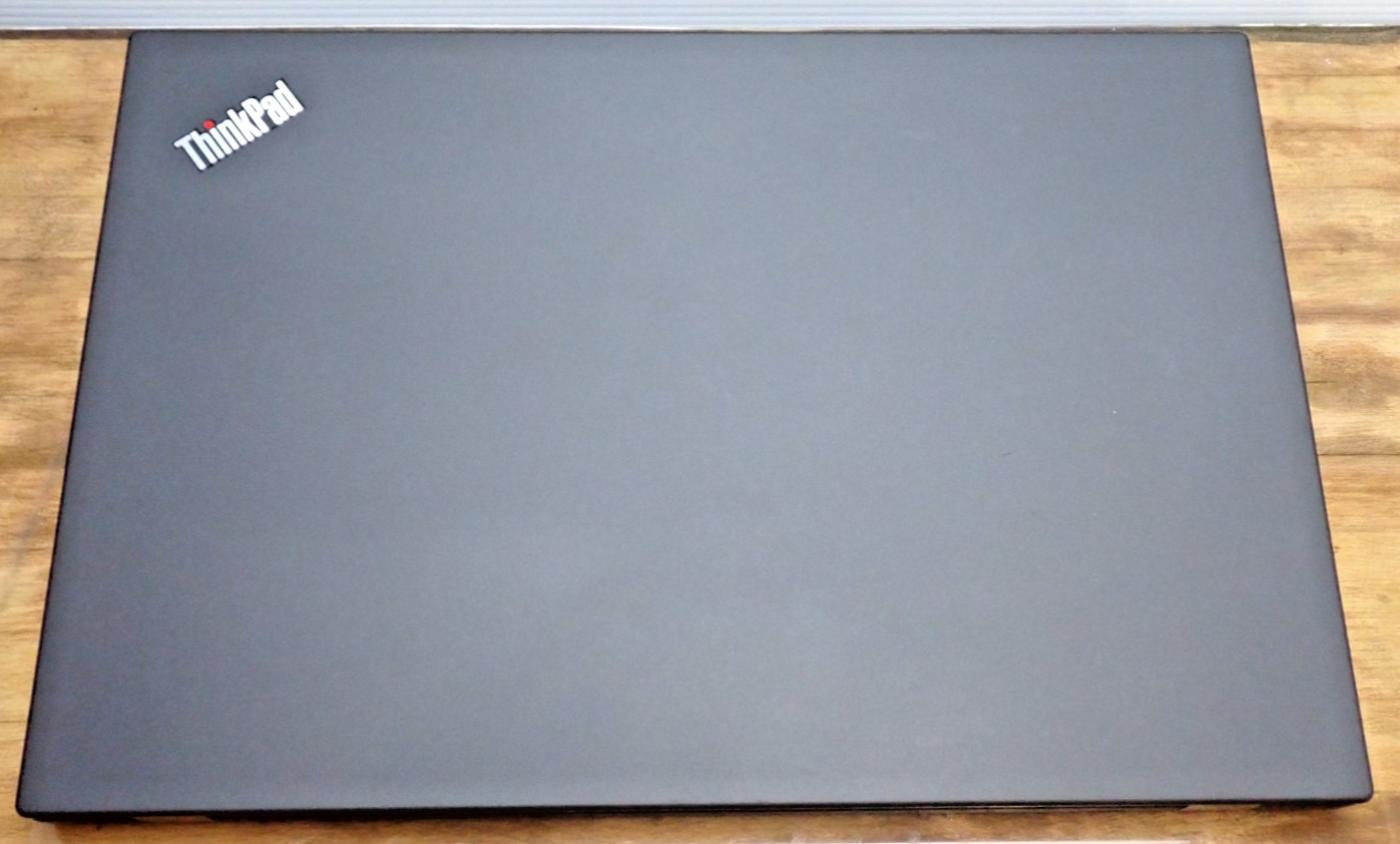 Lenovo ThinkPad P15s Gen 1 i5-10310U 40GB RAM 512GB SSD Quadro P520 Charger