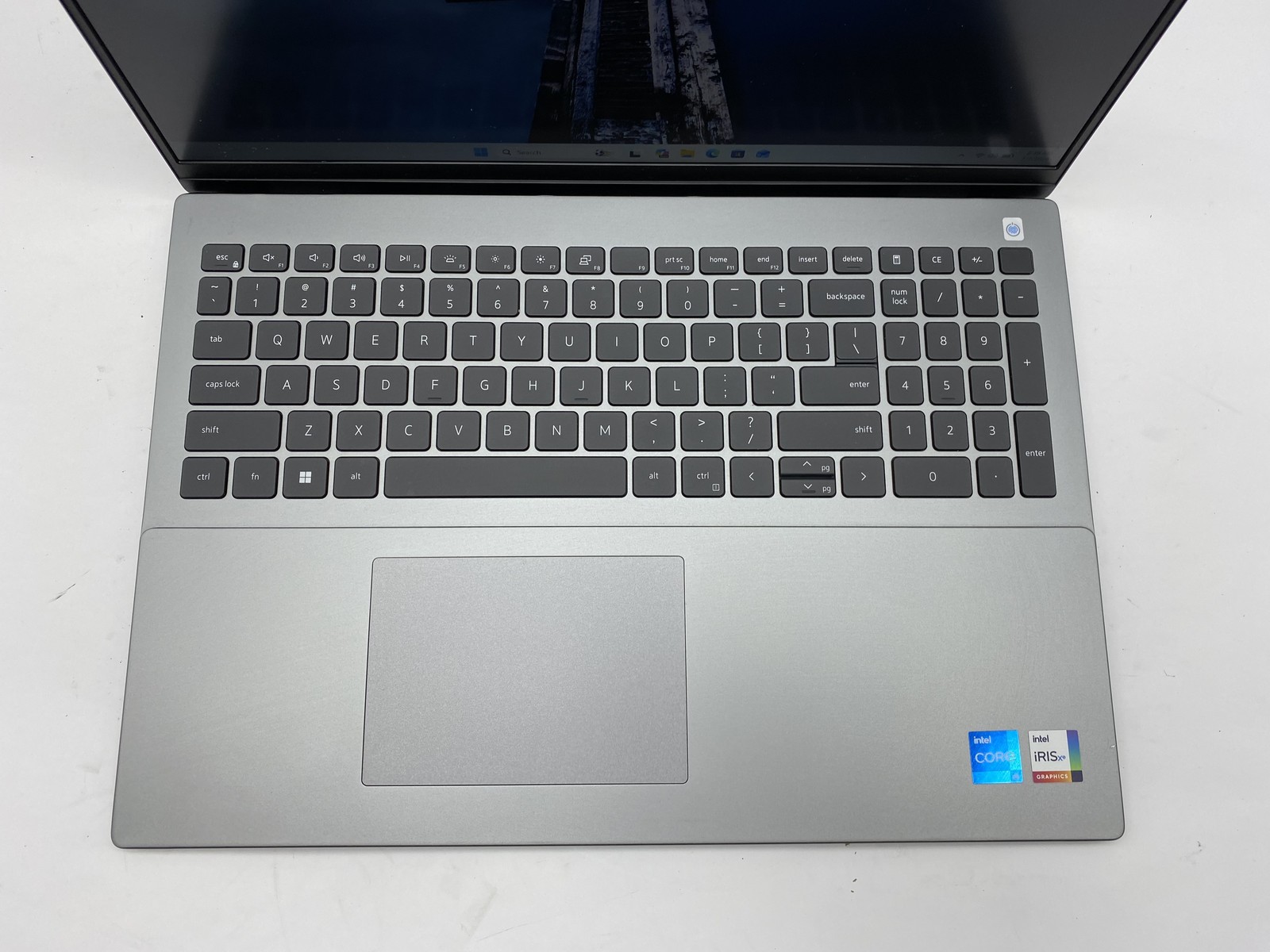 Dell Vostro 5620 Laptop Intel Core i5 1240P 1.7GHz 16GB RAM 256GB SSD W11P
