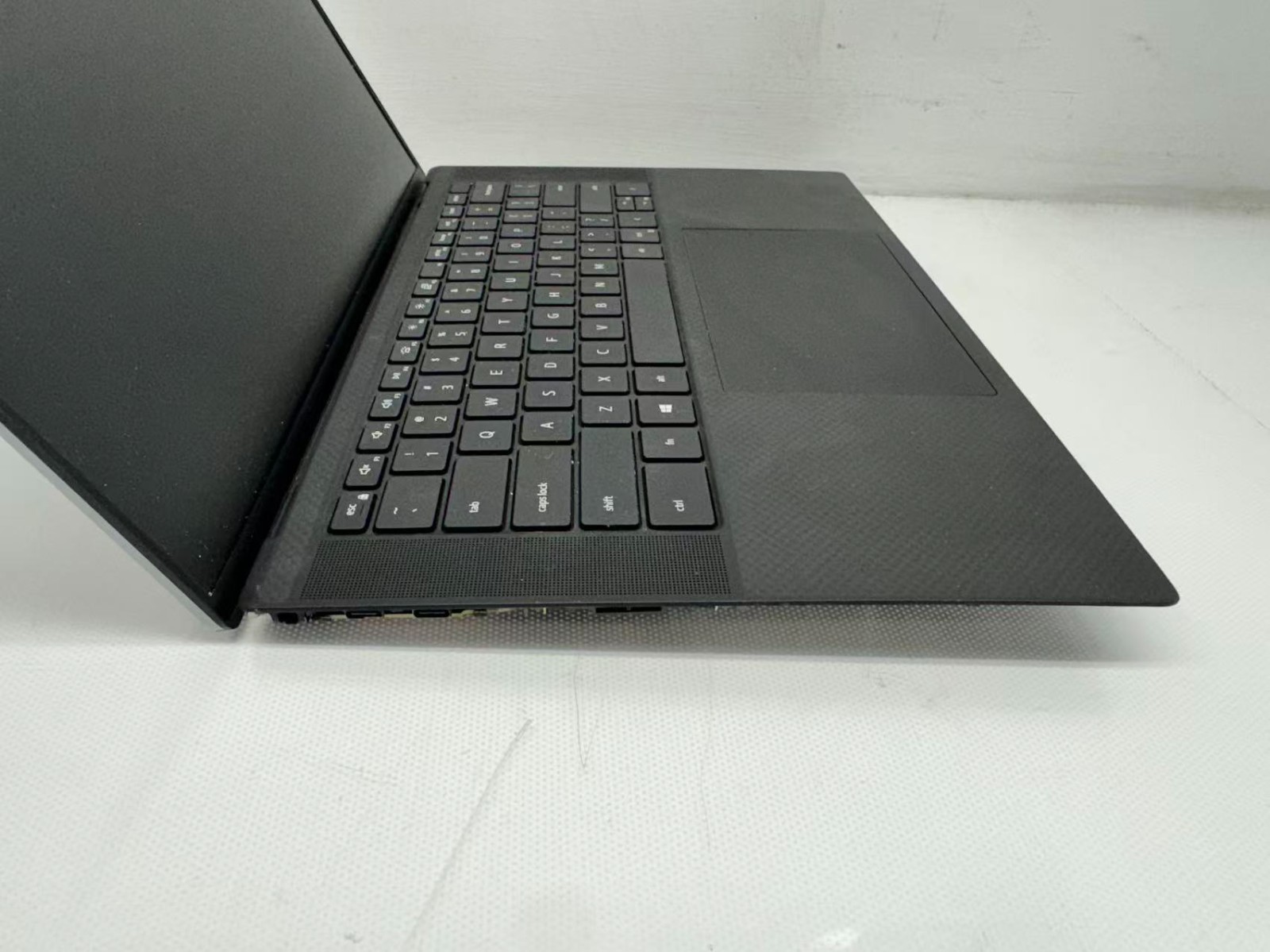 Dell Precision 5560 15.6″ Intel i7-11850H@2.5GHz 16GB 256GB T1200 *READ*
