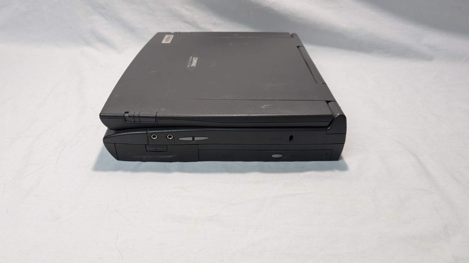 compaq armada 1571dm, 64mb ram, 200mhz pentium, for parts