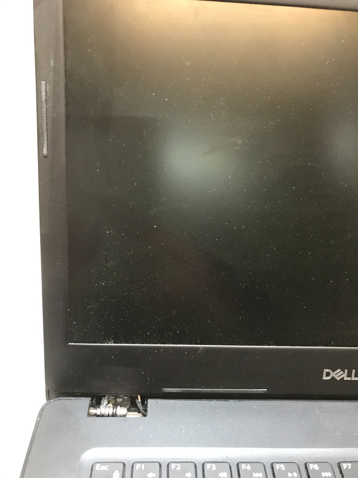 Dell Latitude 3490 14″ Intel i5 7th Gen 4GB RAM NO HDD/OS For Parts NO POWER -DW