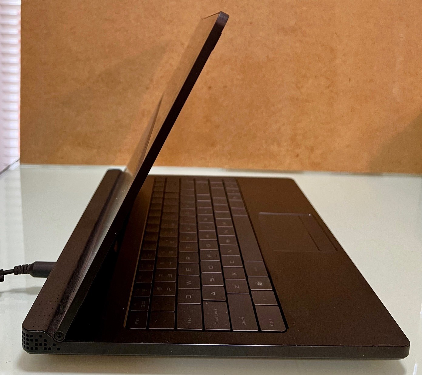 Dell Adamo 13 XPS – Vintage 2009