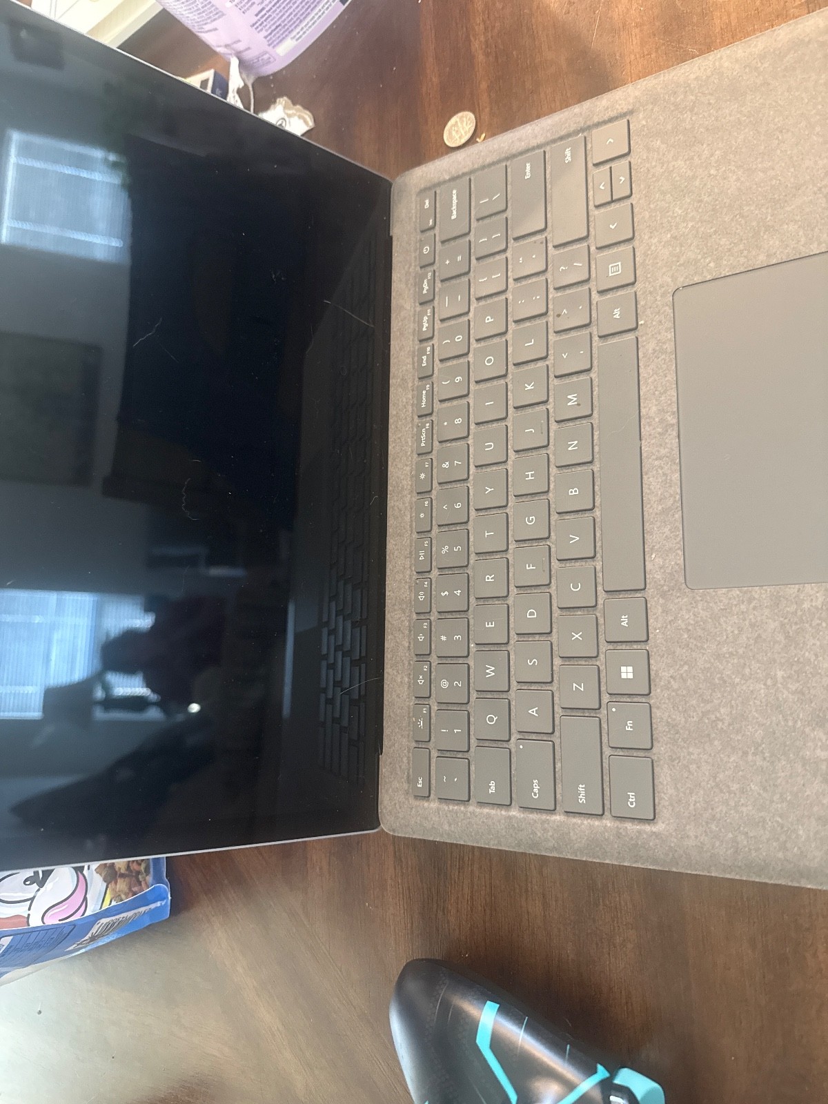 Microsoft Surface Laptop 13.5” (256 GB, Intel Core i5 7th Gen., 8 GB) -…