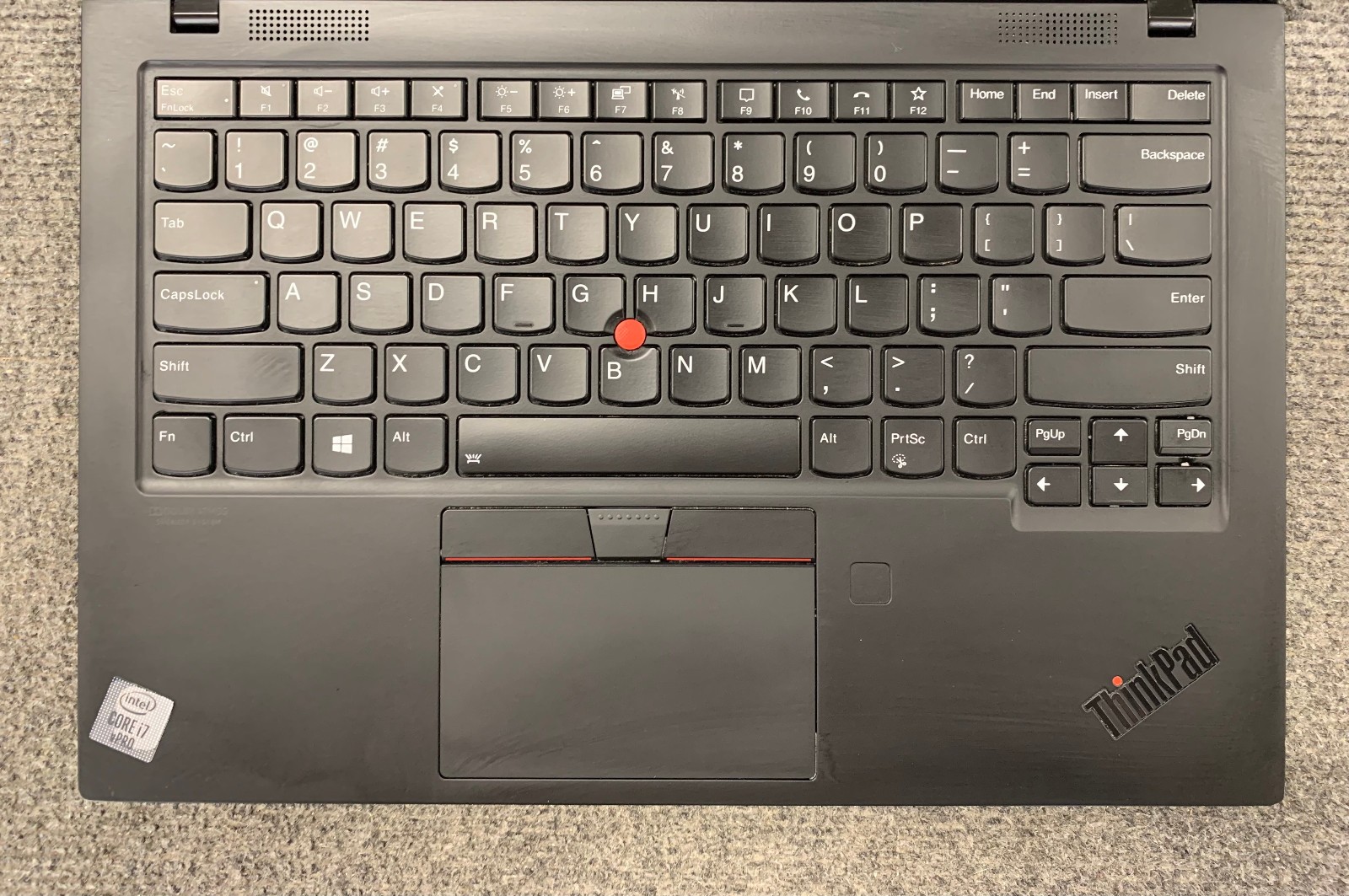 Lenovo ThinkPad X1C Gen 8 14″ i7-10610U 16GB RAM 512GB NVMe, Boots to BIOS