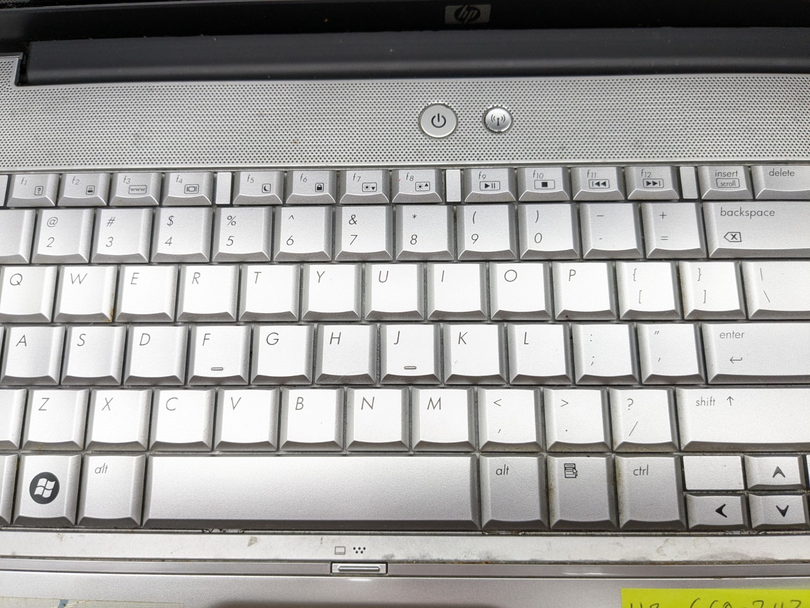 HP g60-243cl Notebook Pc Laptop SILVER For Parts 16″ Diagonal