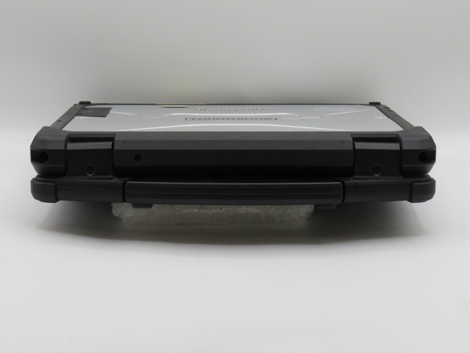 Panasonic CF-33 Toughbook | i7-7600U@2.8 | 16/256GB SSD | 12″ Touch | No OS/AC