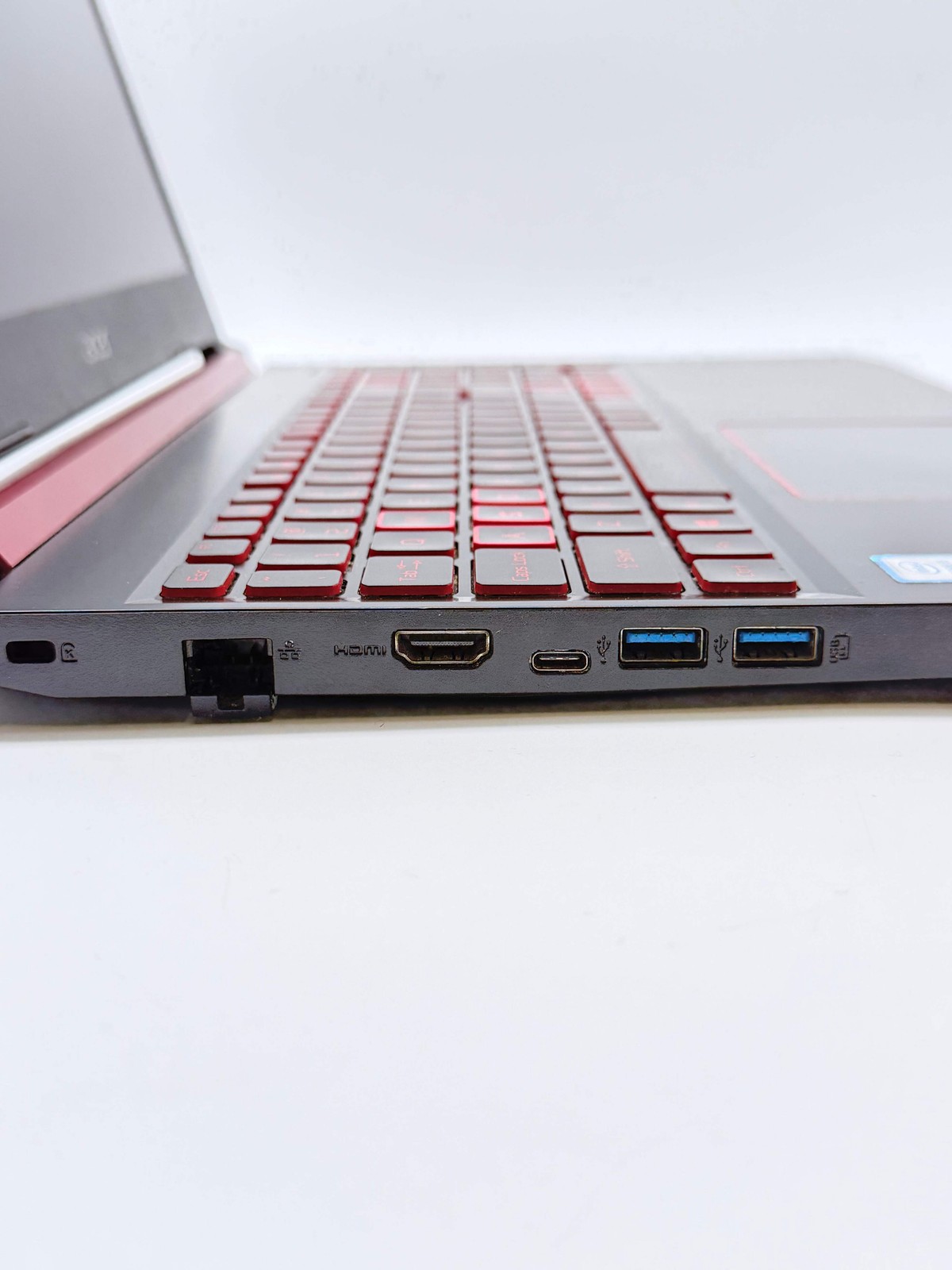 Acer Nitro 5 N18C3 14″ Core i5 8GB RAM 1TB HDD w/ Charger Loose Hinge