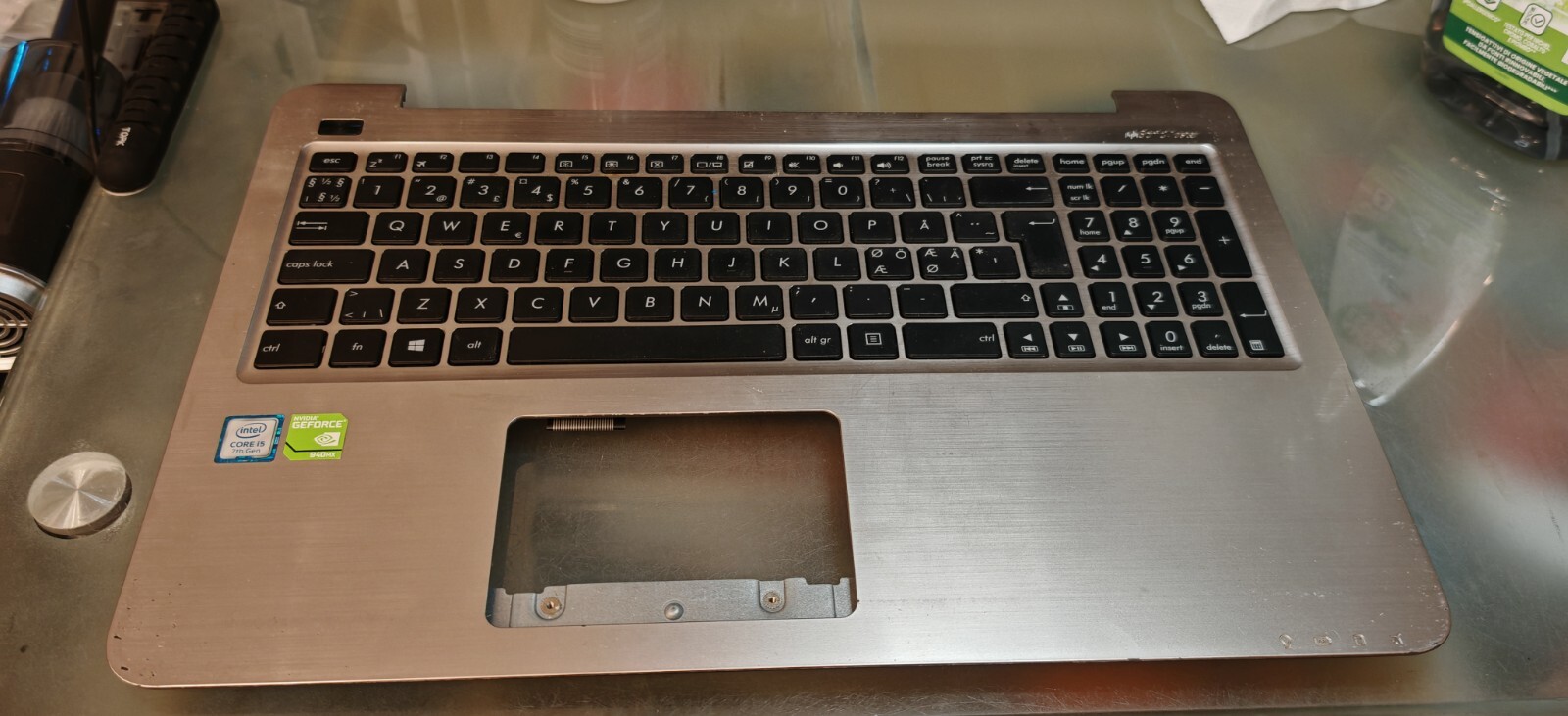 ASUS X556U R556U F556U R558 TOP BODY PALMREST 13N0-UAA0811 13NB0BG3AP0111