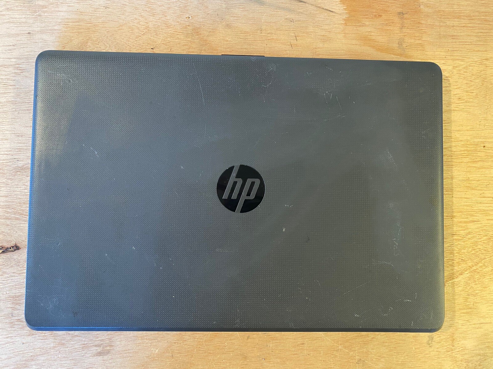 HP 250 G6 Intel i3-6006U @2 GHz 4 GB RAM Windows 10 AS IS