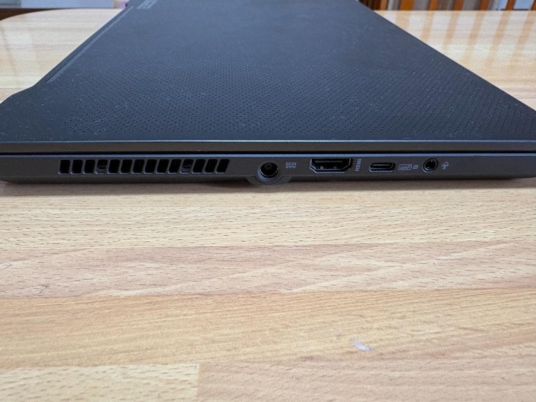 ASUS ROG Zephyrus G14 Ryzen 7 5800HS GTX 1650 14″ 16GB SSD 512GB Win 11 Home