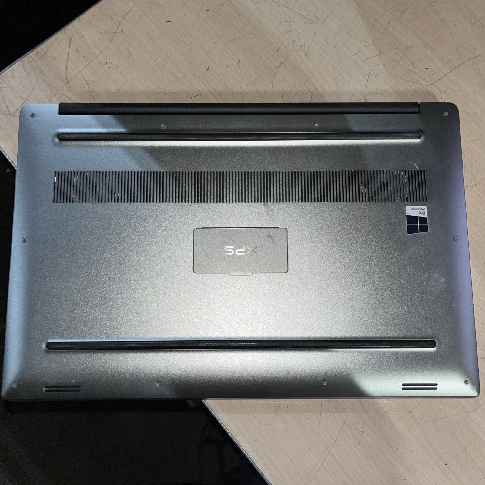 DELL XPS 15 9550 INTEL CORE I7-6700HQ 2.60GHZ 8GB RAM NO HD