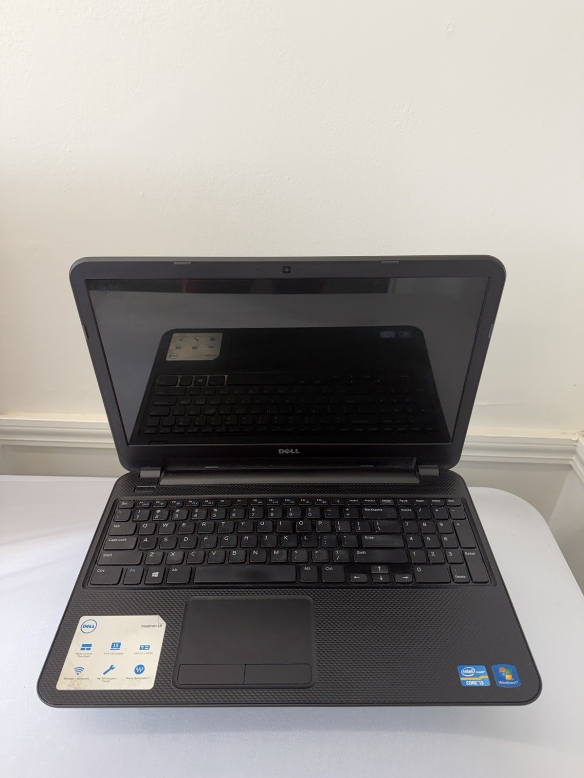 Dell Inspiron 3521 Laptop – Good Screen – Intel i3-3227U – Read Des