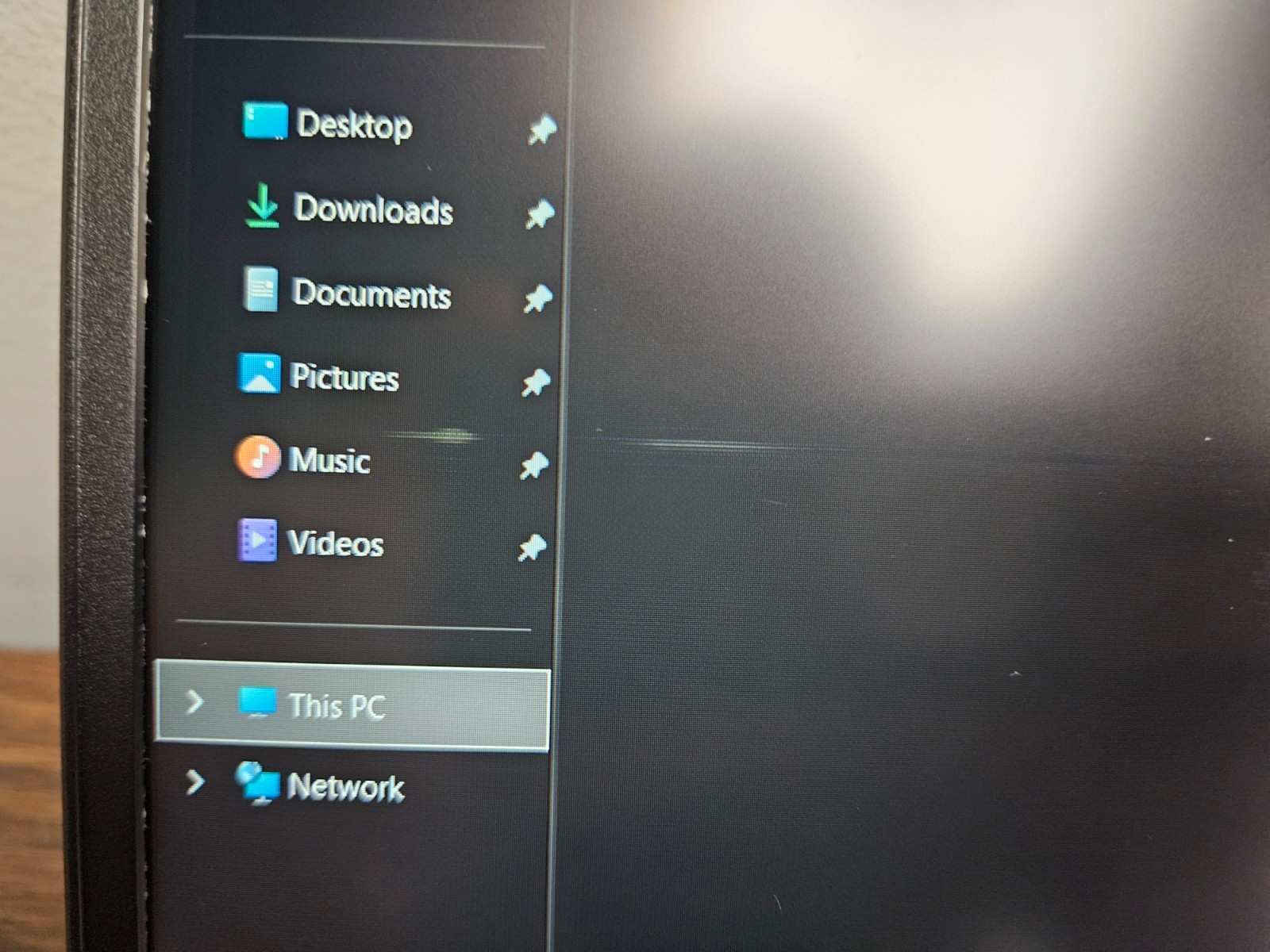 HP 15-fc0047wm 15.6″ Touch AMD Ryzen 7 7730U 16GB 512GB Minor Screen Issues READ