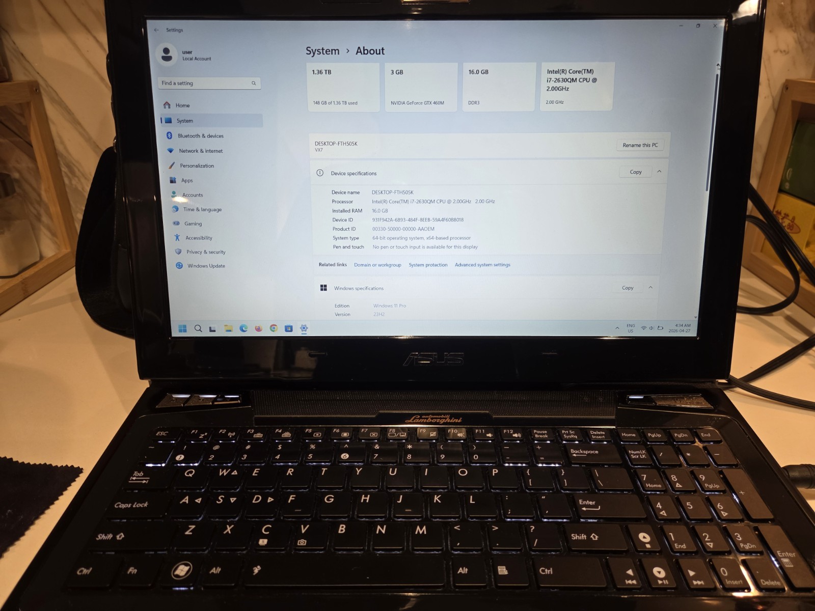 Asus Automobili Lamborghini VX7 – Full Set – Mint Condition – gaming laptop