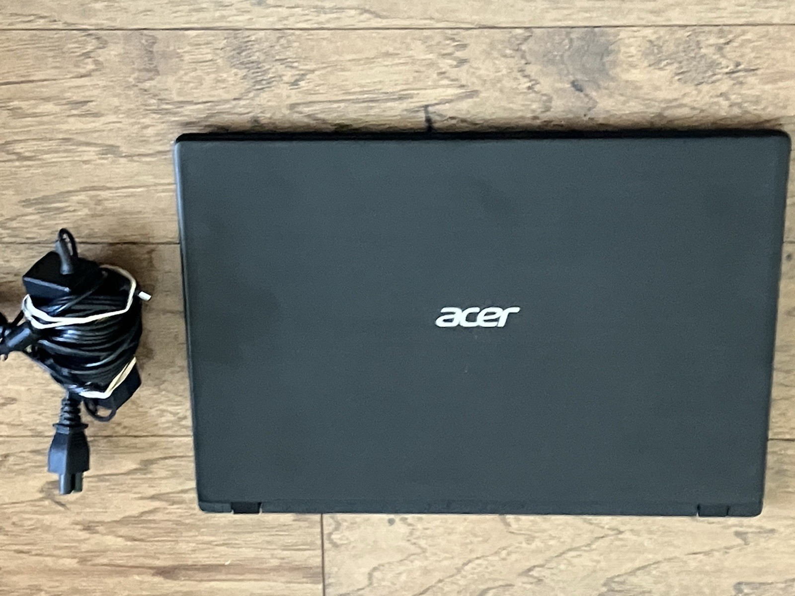 Acer Aspire 1 – 14″ / 64 GB /Celeron N4020 / 4 GB DDR4 Memory/ Black w/charger