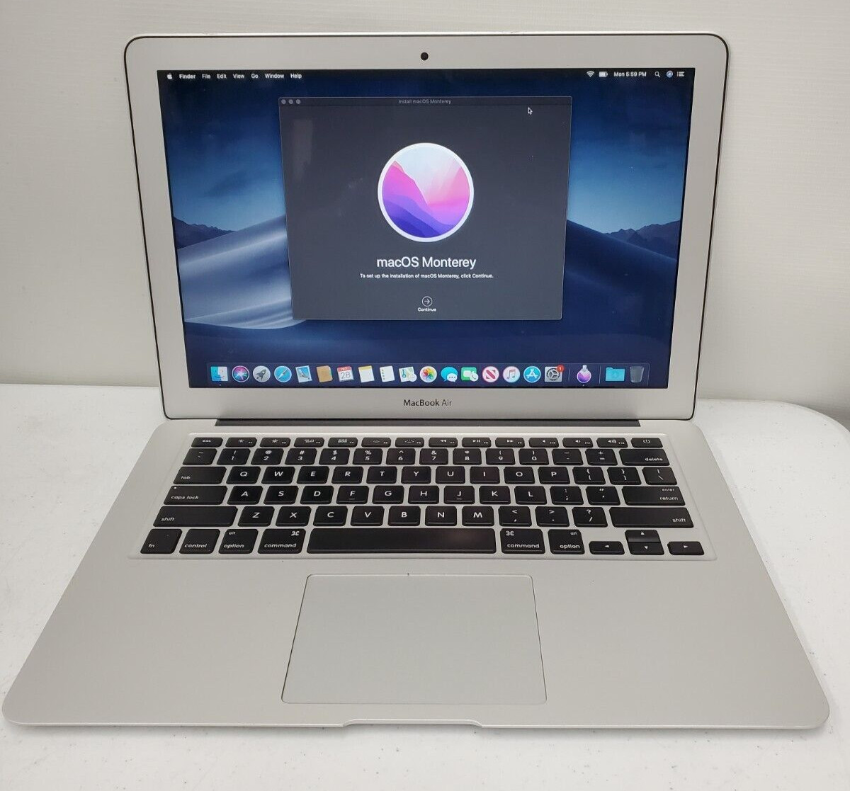 2015 Apple MacBook Air 13″ i5 1.6GHz 4GB RAM 128GB SSD Silver A1466 PW :12345
