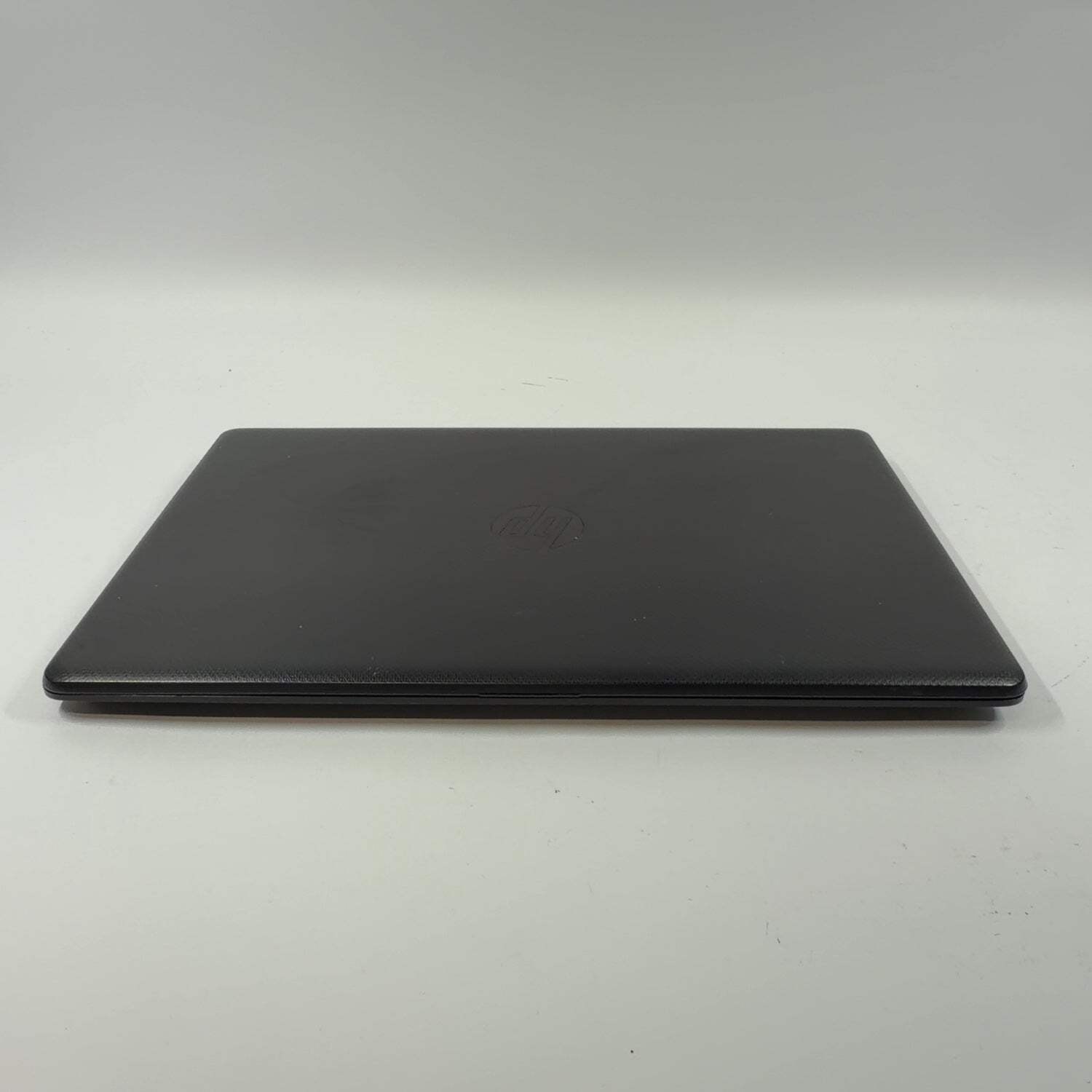 HP Laptop 17-BY1053DX 17.3″ i5-8265U 1.6GHz 8GB RAM 256GB SSD