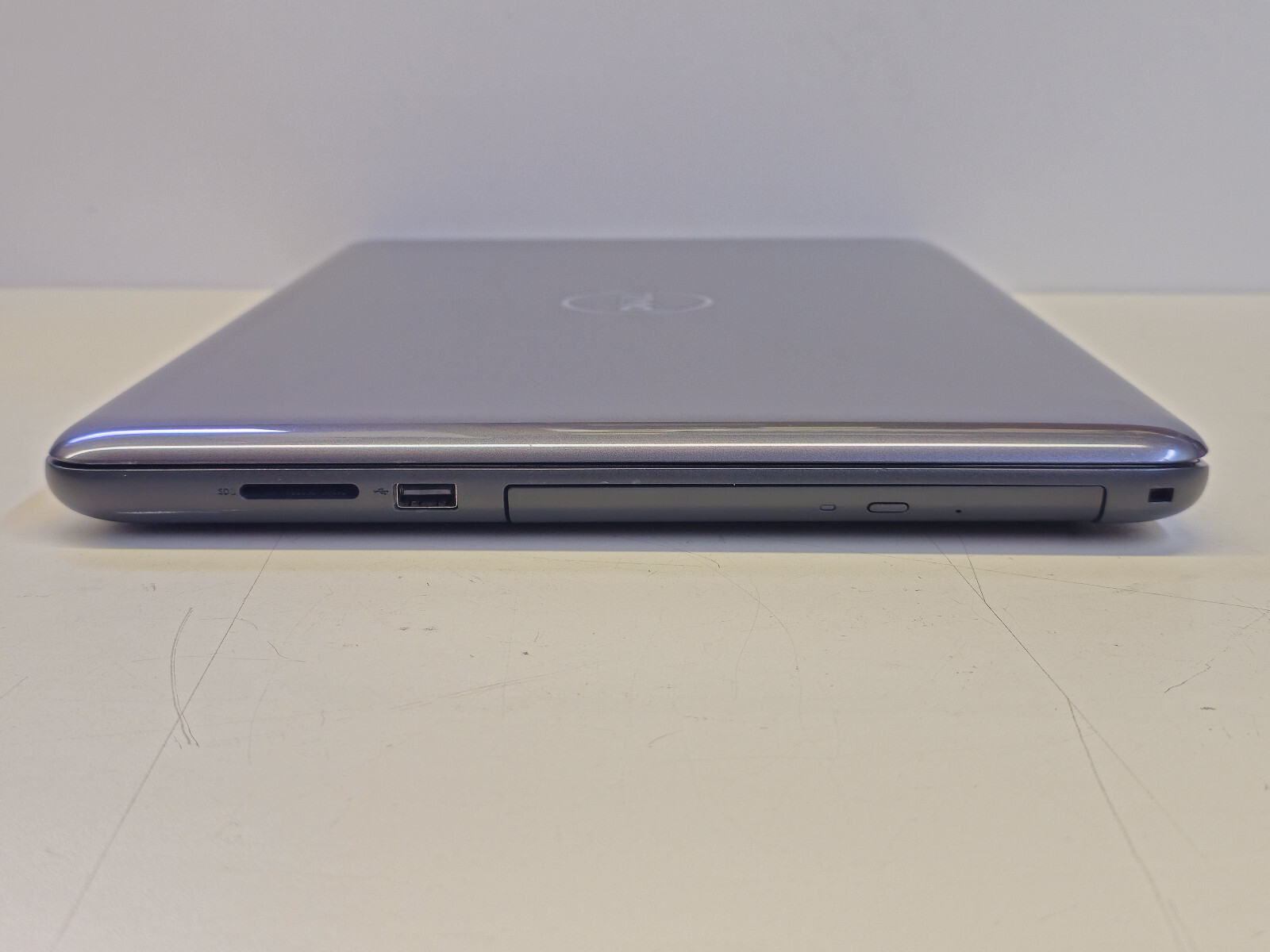 Dell Inspiron 15 5565 15.6″ A12-9700P 12GB 500GB SSD TOUCH Windows 10 TESTED