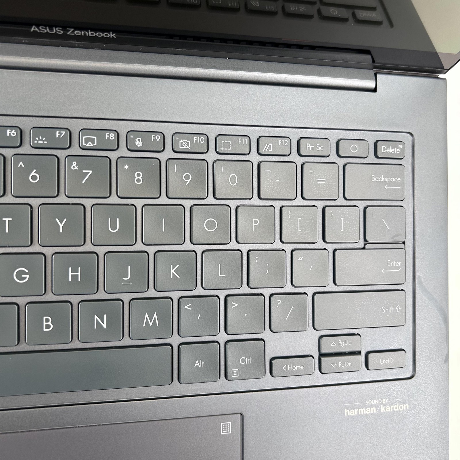Asus Zenbook 14X QHD+ TOUCH 2.4 GHz i7-13700H 16GB 512GB SSD Good