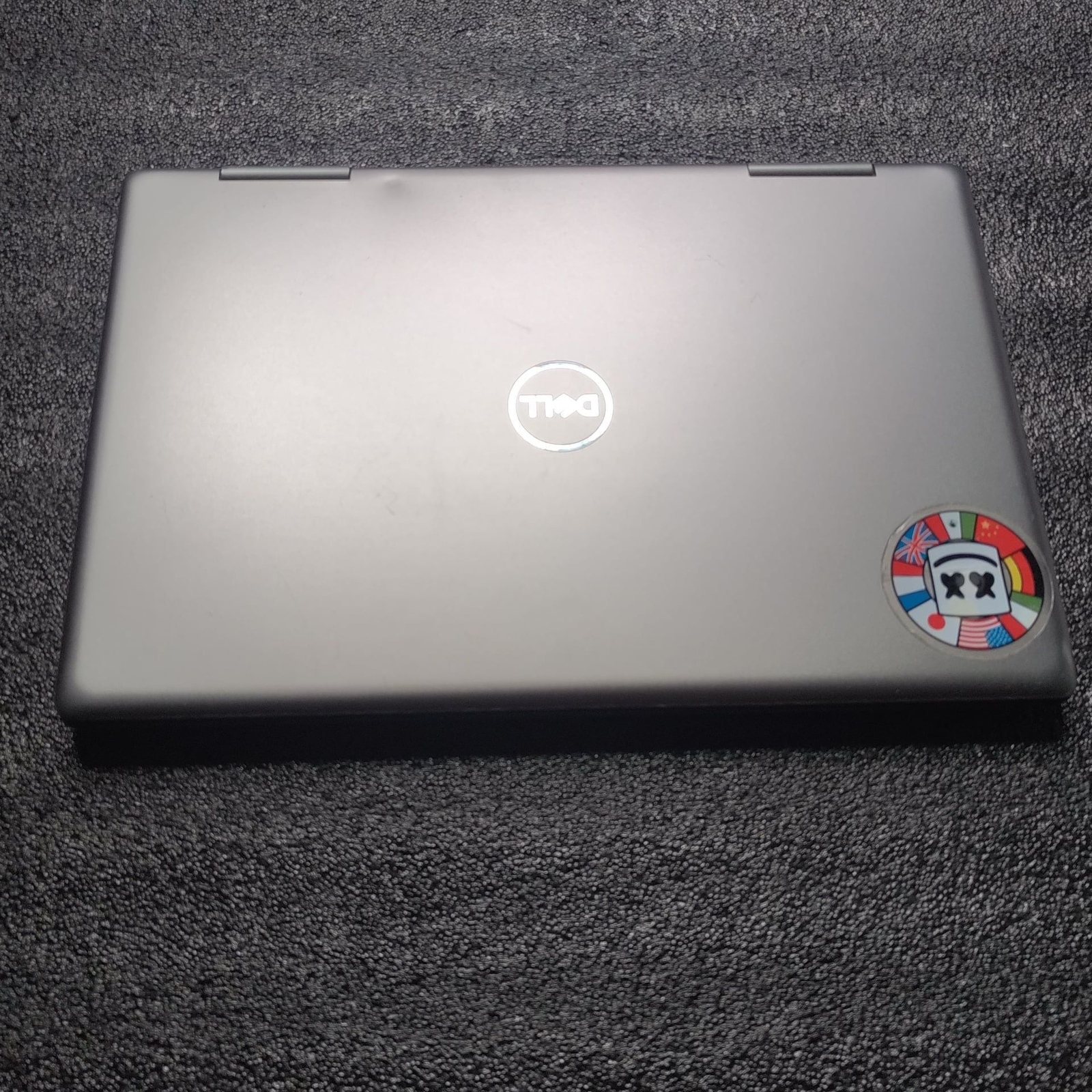 Dell Inspiron 5579 2-in-1 15.6″ Full HD Touchscreen Notebook Computer, Intel Cor