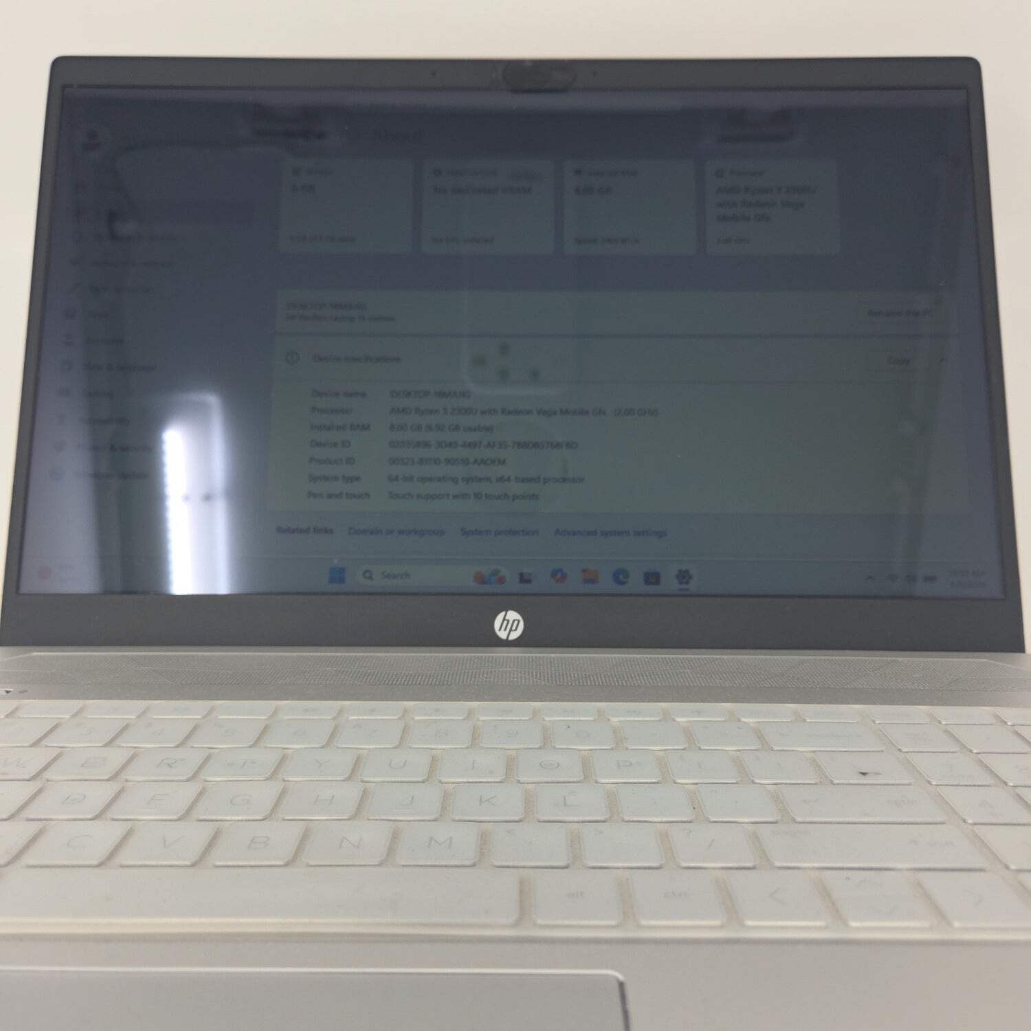 HP Pavilion 15-CW0002CY 15.3″ Ryzen 3 3200U 2.0GHz 8GB RAM 1TB HDD