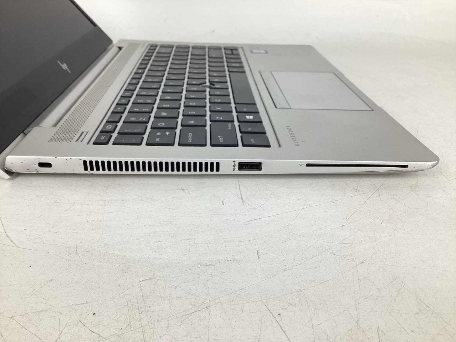 HP EliteBook 840 G6 14″ (i7-8665U @1.90GHz, 8GB RAM, No SSD No OS) No AC *Read