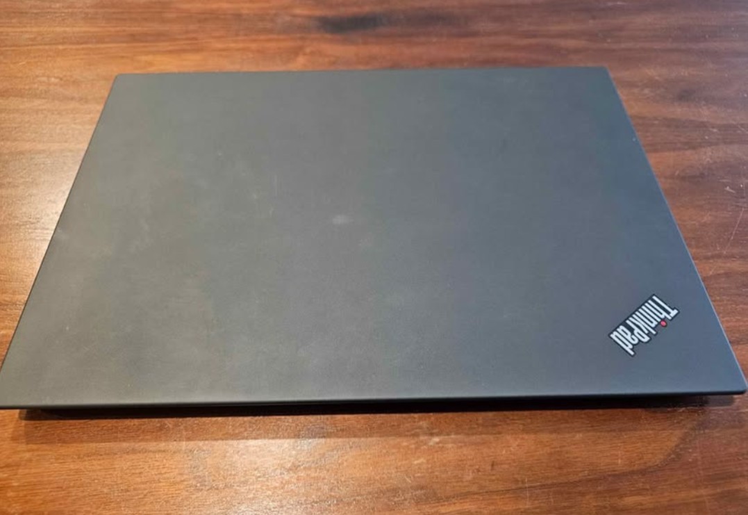 Lenovo ThinkPad T14 Gen2 14″ AMD Ryzen 5 PRO 5650U 2.3GHz 16GB / 256GB Excellent