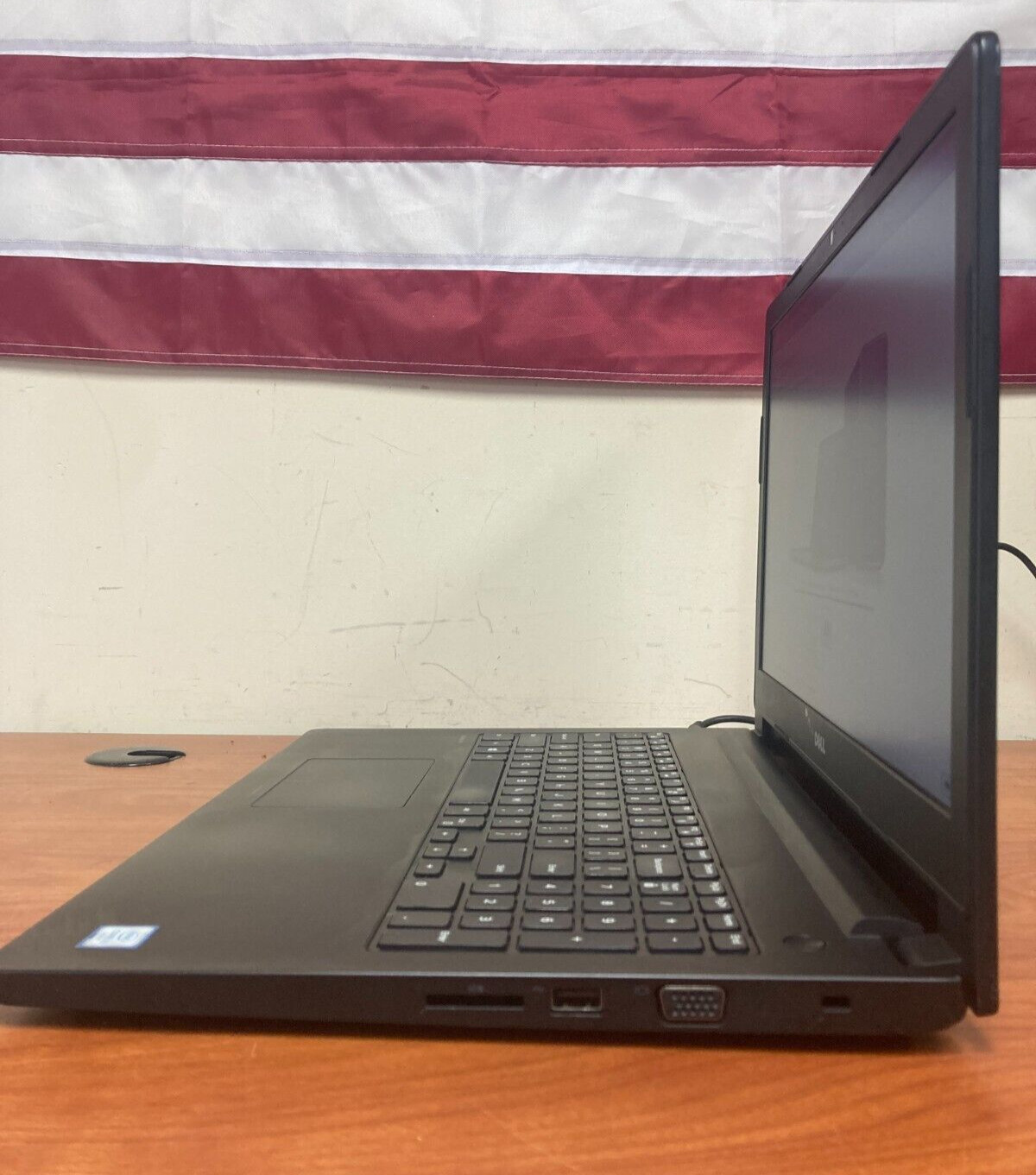 Dell Latitude 3570 | Intel Core i3-6100U | 128GB SSD | 8GB RAM | WIN 10 PRO