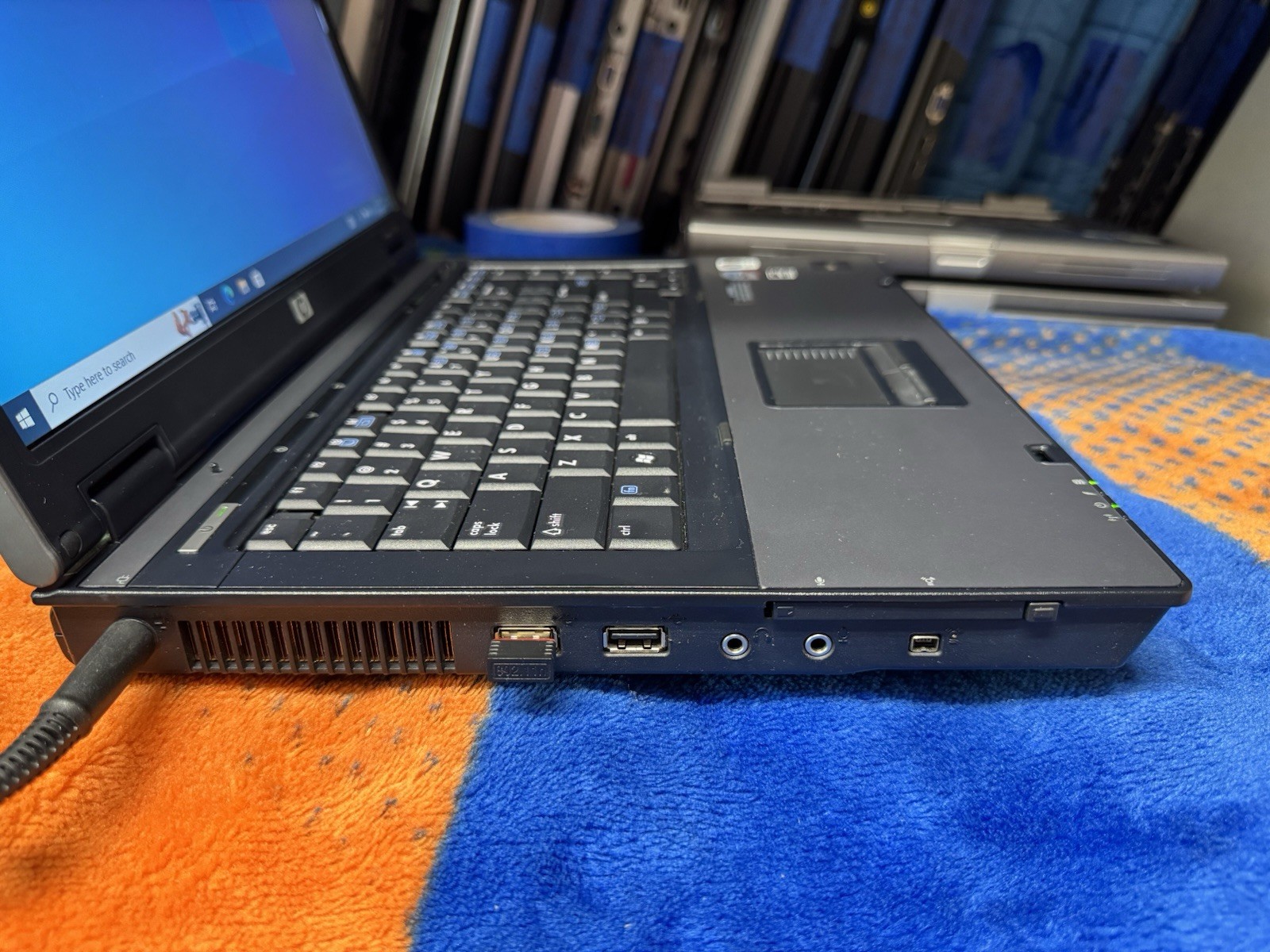 HP 6710b 15.4”, Win10pro, Intel C2D 2.20, 150 GB, 2.5 GB, DVD-RW, Wifi, #003